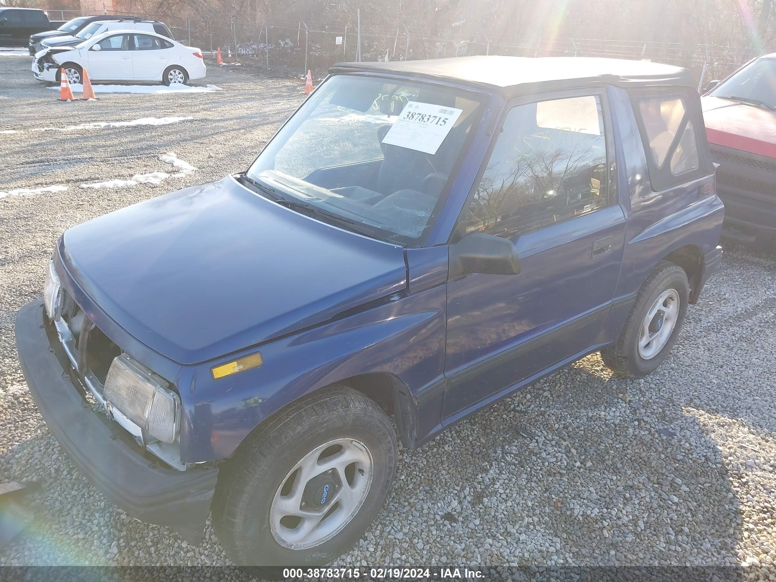 Photo 1 VIN: 2CNBE186XS6919762 - GEO TRACKER 