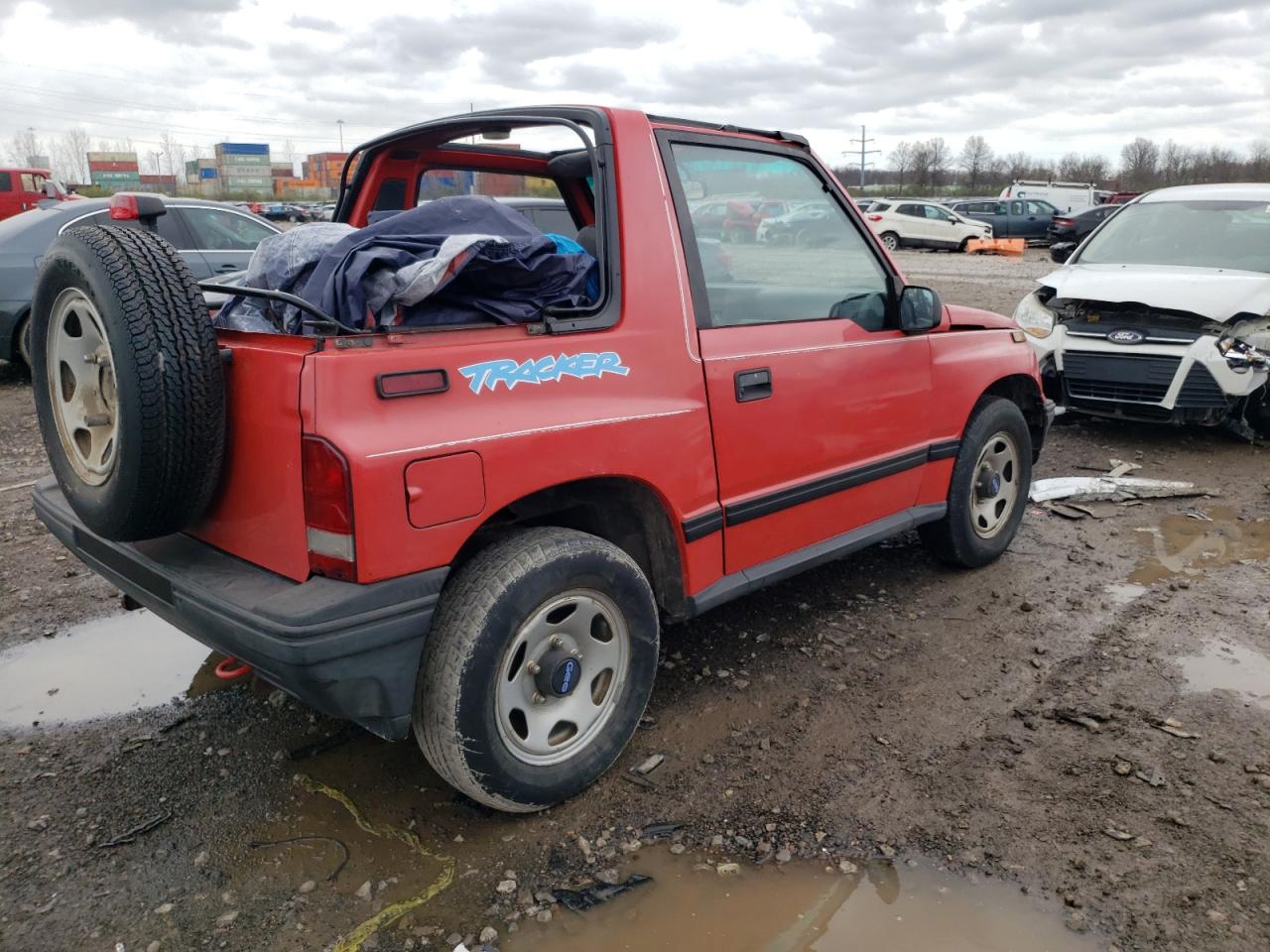 Photo 2 VIN: 2CNBE18U3S6947238 - GEO TRACKER 