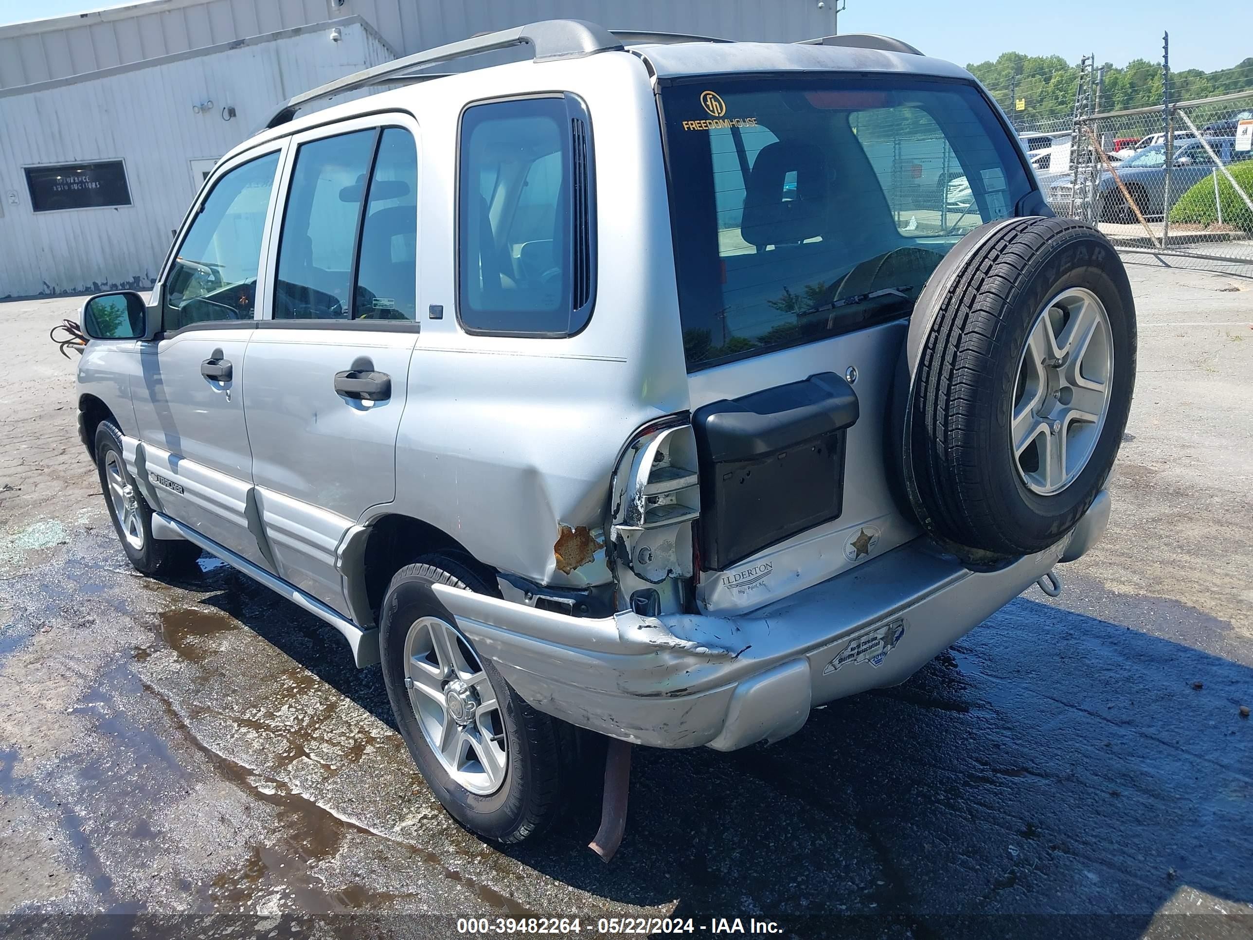 Photo 2 VIN: 2CNBE634226932282 - CHEVROLET TRACKER 