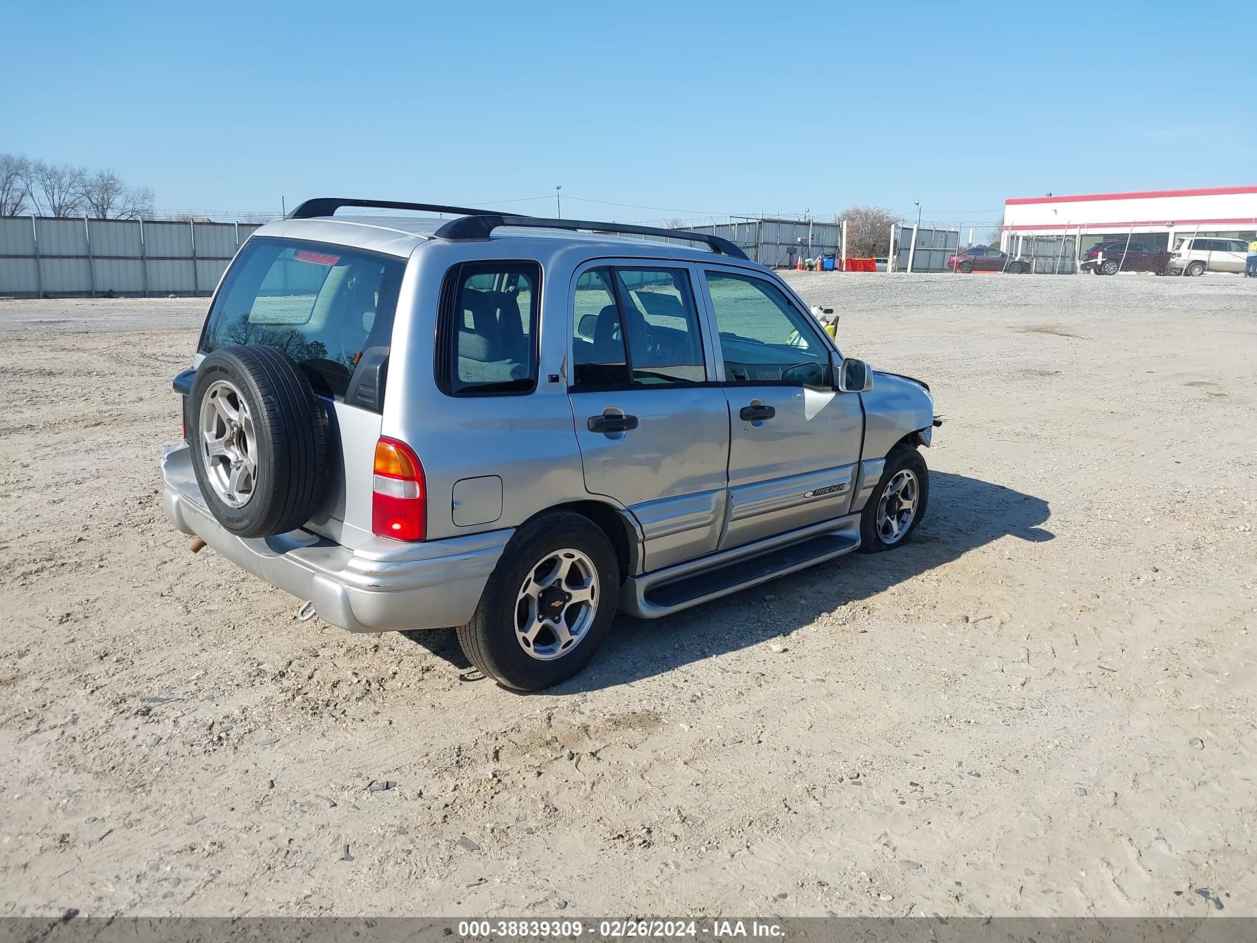 Photo 3 VIN: 2CNBE634816911306 - CHEVROLET TRACKER 