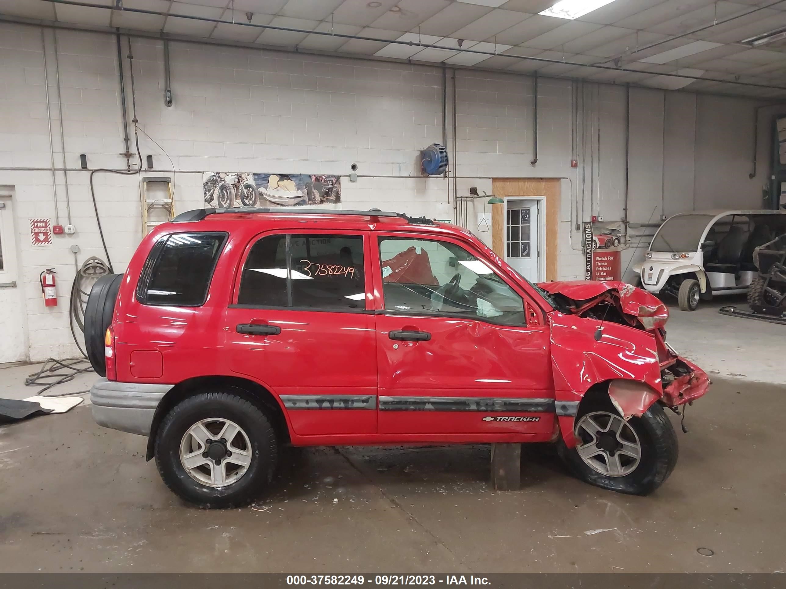 Photo 12 VIN: 2CNBJ134X46916848 - CHEVROLET TRACKER 