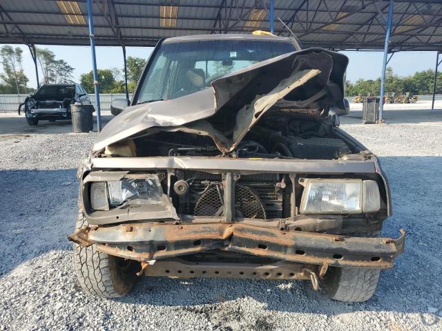 Photo 4 VIN: 2CNBJ1363W6910863 - CHEVROLET TRACKER 