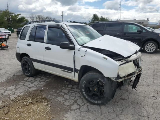 Photo 3 VIN: 2CNBJ13C0Y6916435 - CHEVROLET TRACKER 