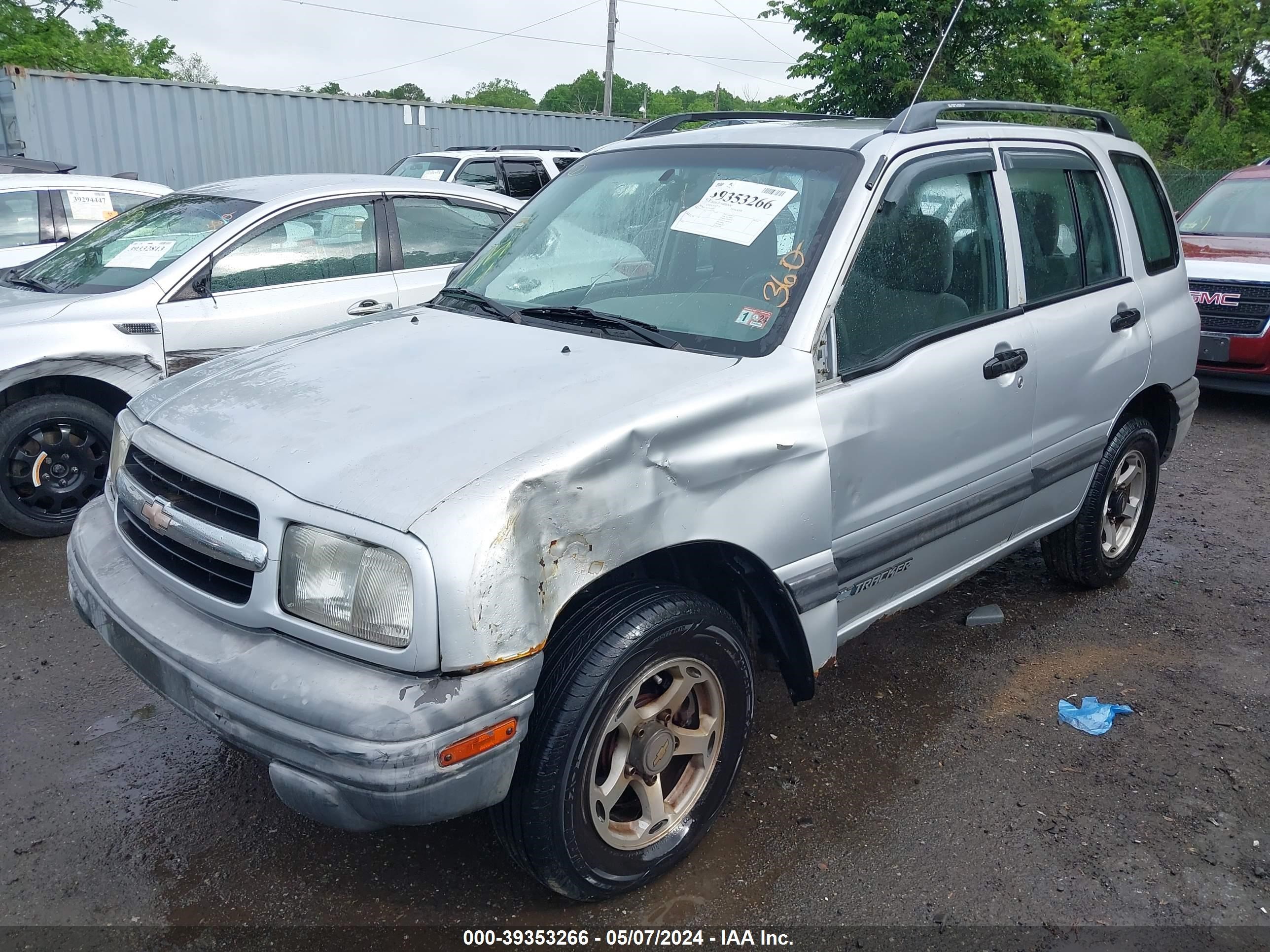 Photo 5 VIN: 2CNBJ13C1Y6945846 - CHEVROLET TRACKER 