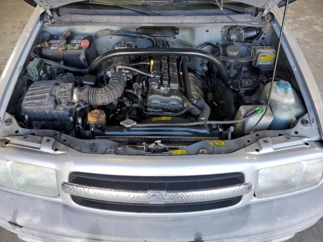 Photo 10 VIN: 2CNBJ13C6Y6944904 - CHEVROLET TRACKER 