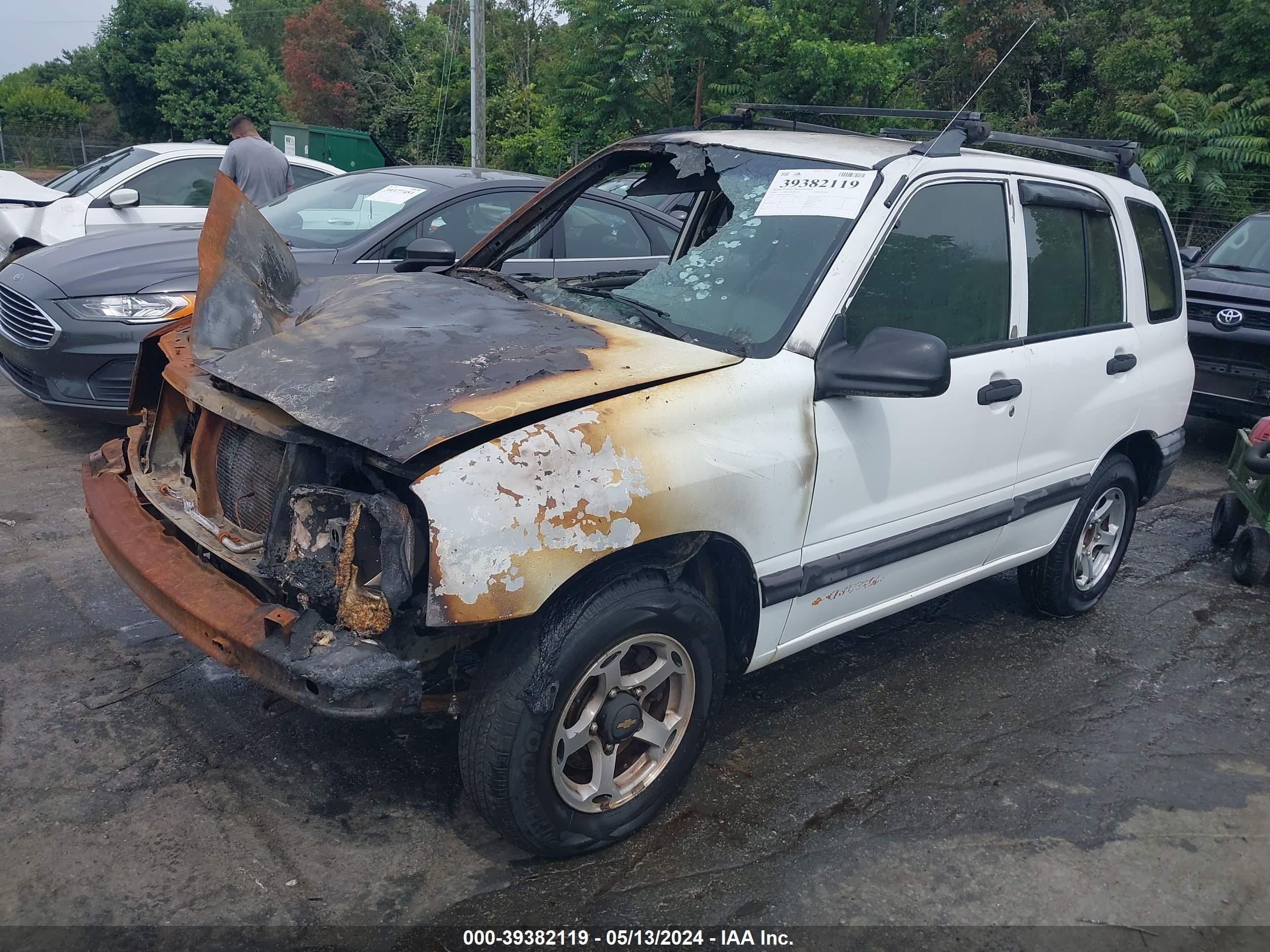 Photo 1 VIN: 2CNBJ13C9Y6917955 - CHEVROLET TRACKER 