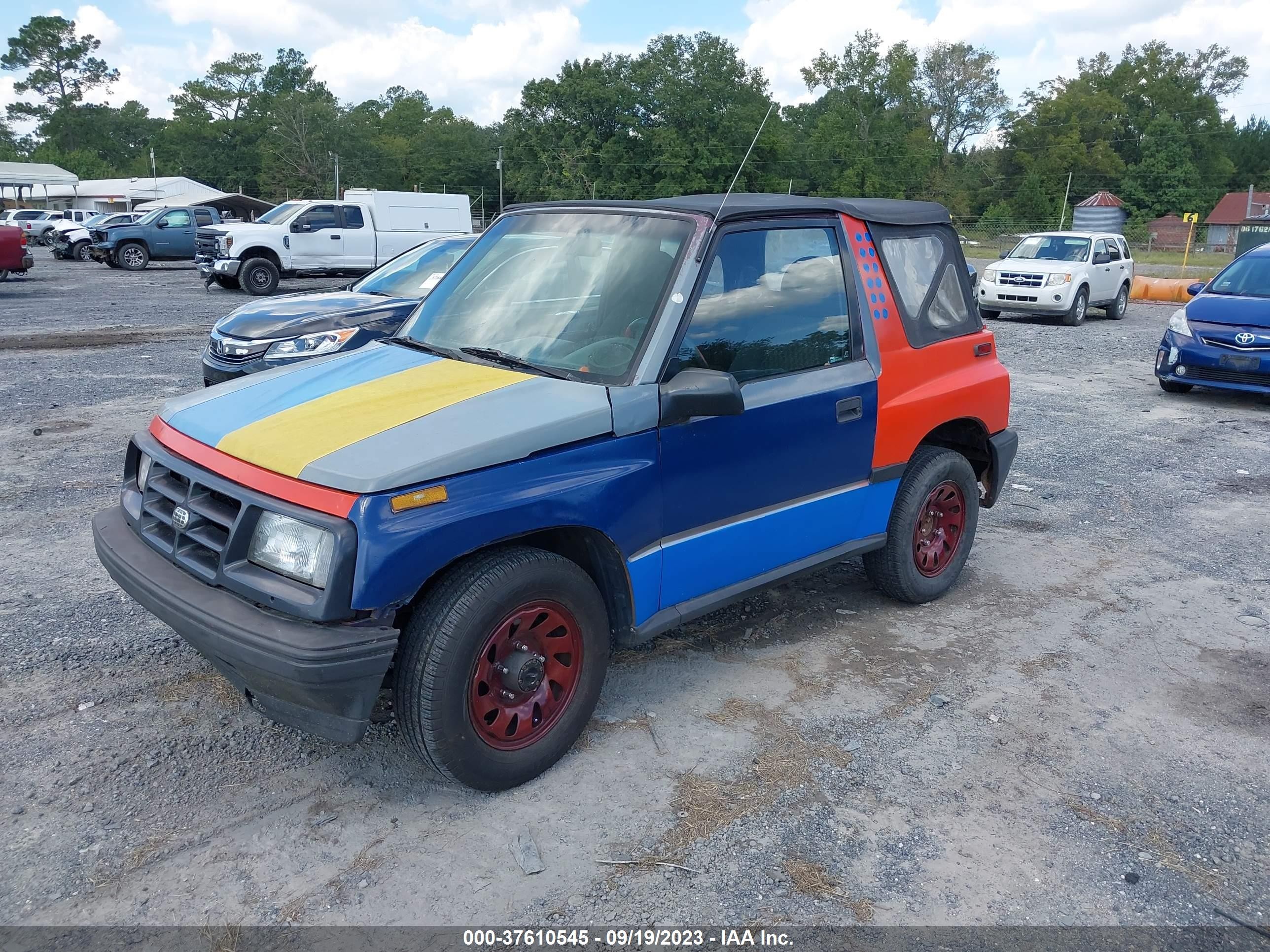 Photo 1 VIN: 2CNBJ1865T6926843 - GEO TRACKER 