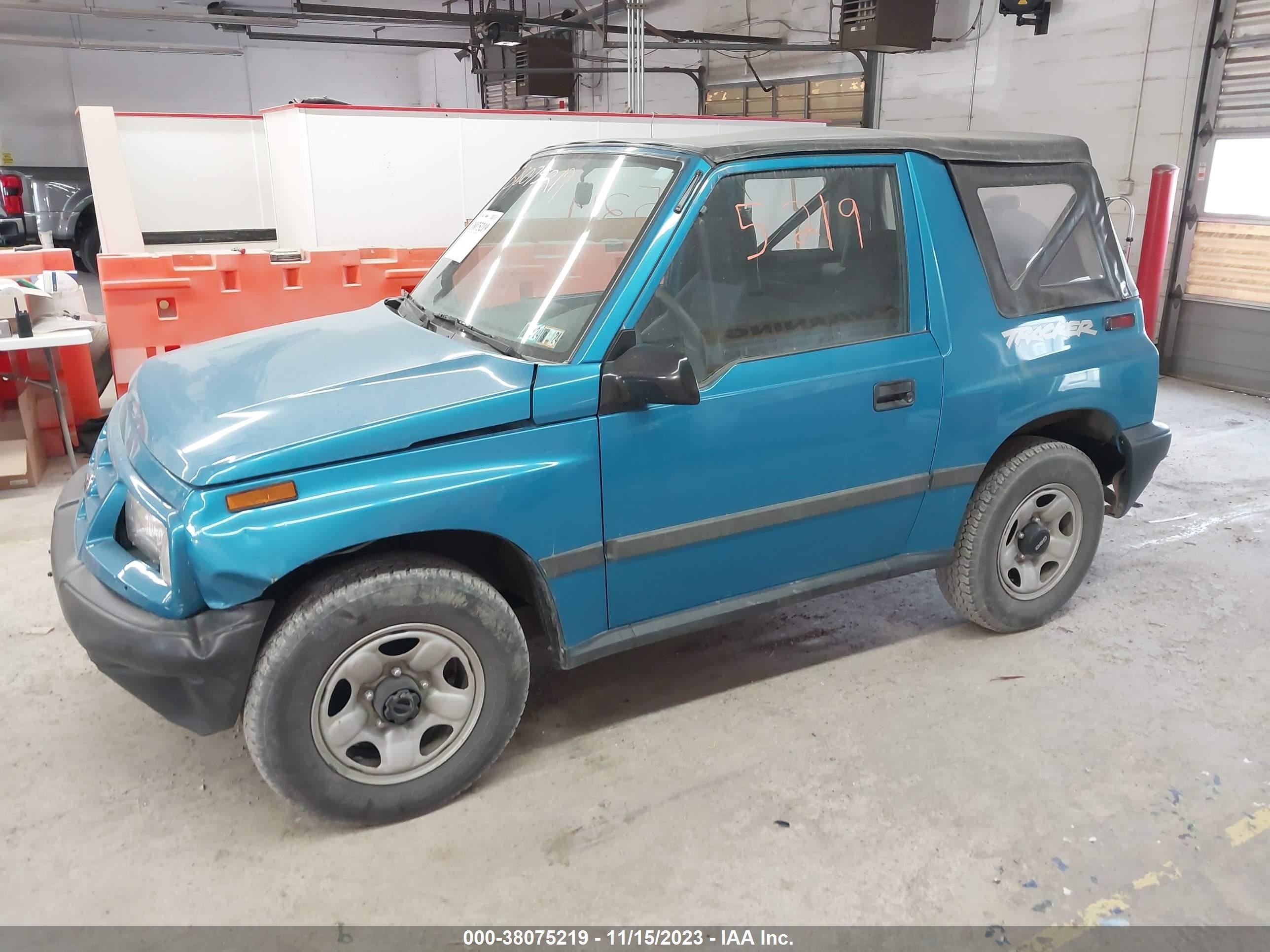 Photo 1 VIN: 2CNBJ1865V6904652 - GEO TRACKER 