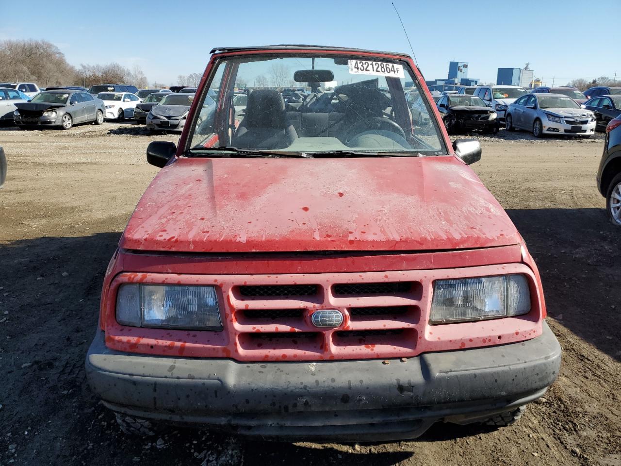 Photo 4 VIN: 2CNBJ1866T6902213 - GEO TRACKER 