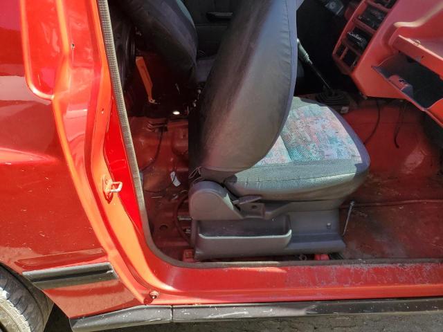 Photo 11 VIN: 2CNBJ18U7L6220617 - GEO TRACKER 