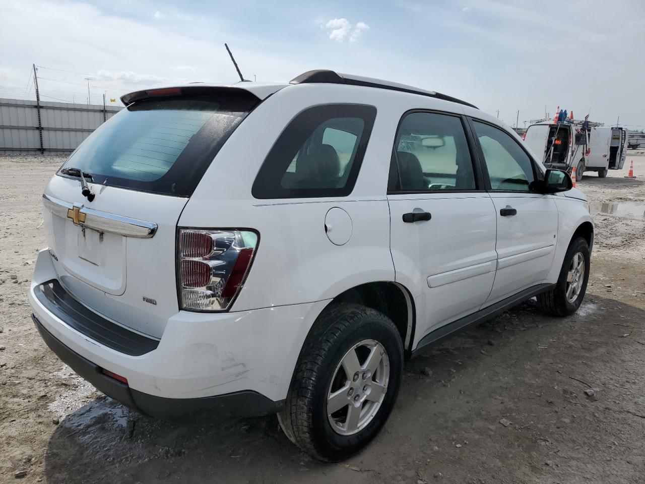 Photo 2 VIN: 2CNDL13F286052436 - CHEVROLET EQUINOX 