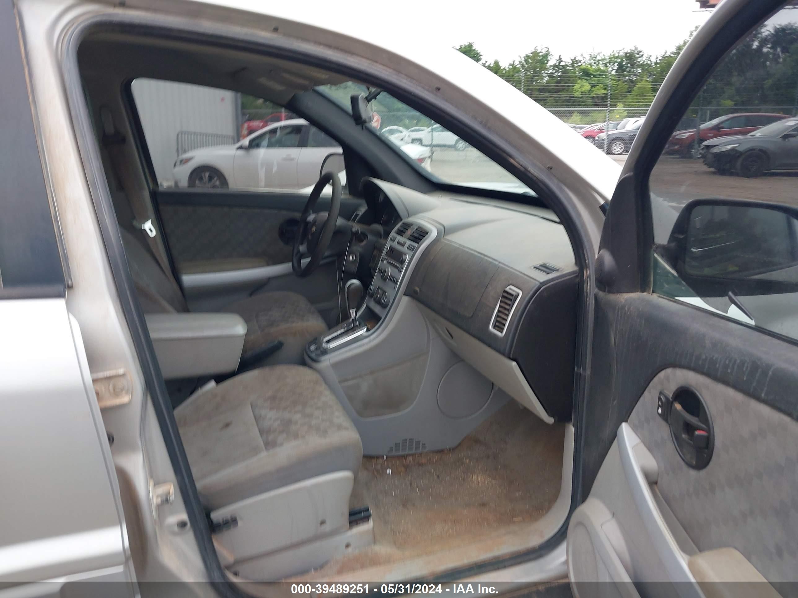 Photo 4 VIN: 2CNDL13FX86331441 - CHEVROLET EQUINOX 