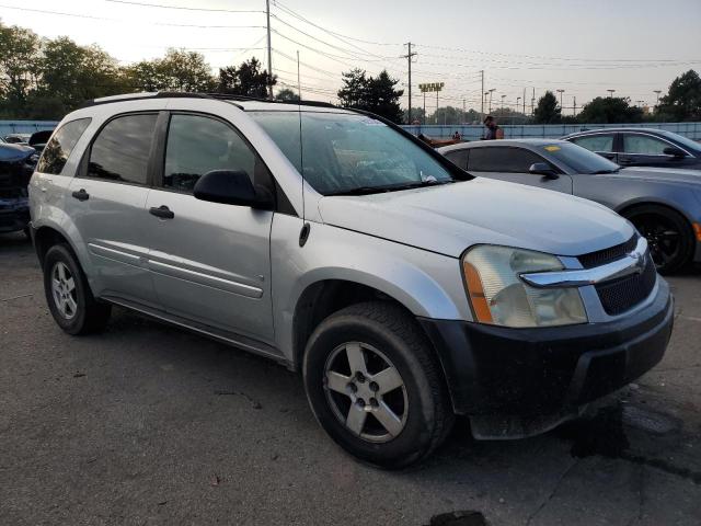 Photo 3 VIN: 2CNDL23F456024655 - CHEVROLET EQUINOX LS 