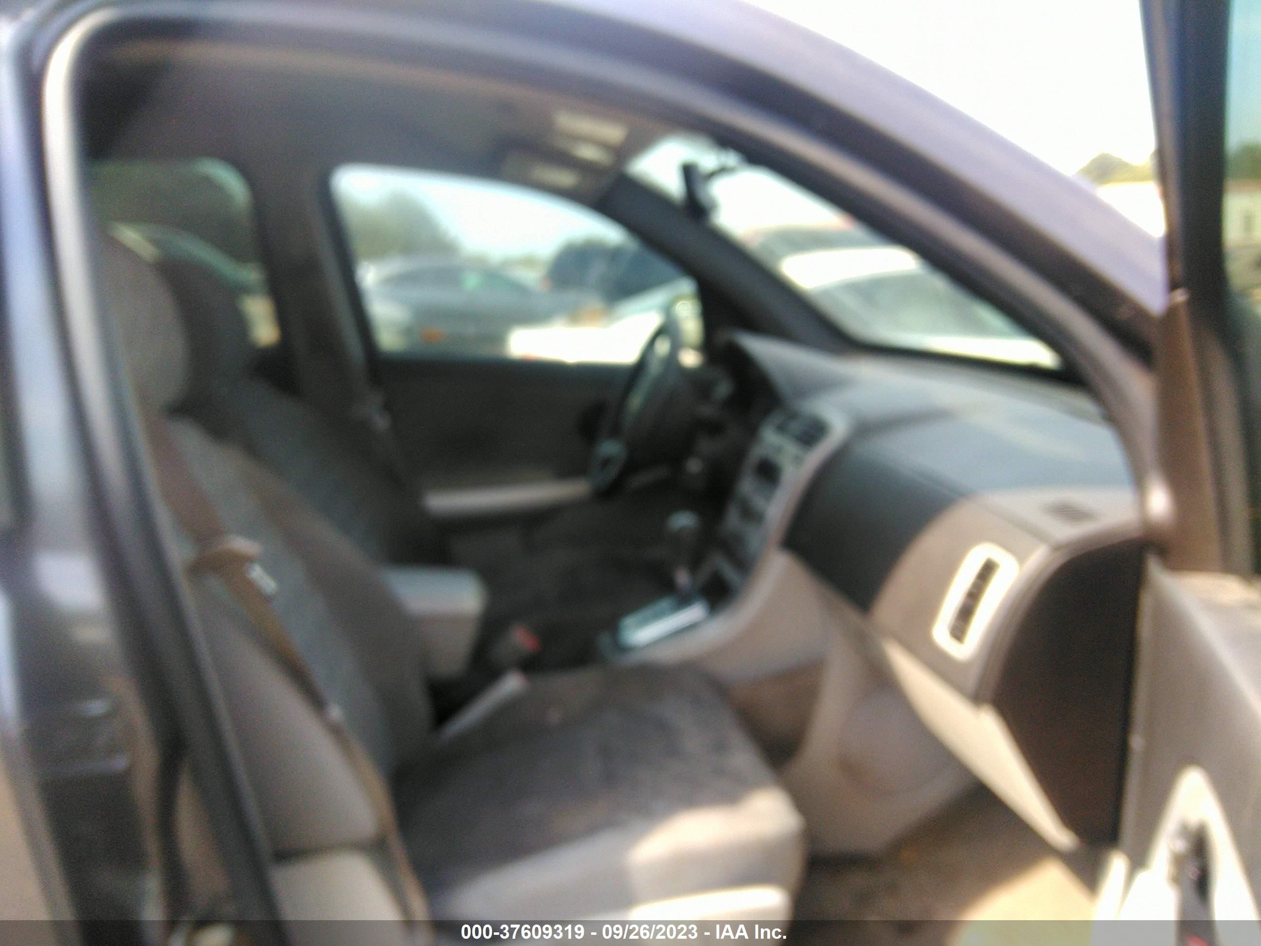 Photo 4 VIN: 2CNDL23F986280620 - CHEVROLET EQUINOX 