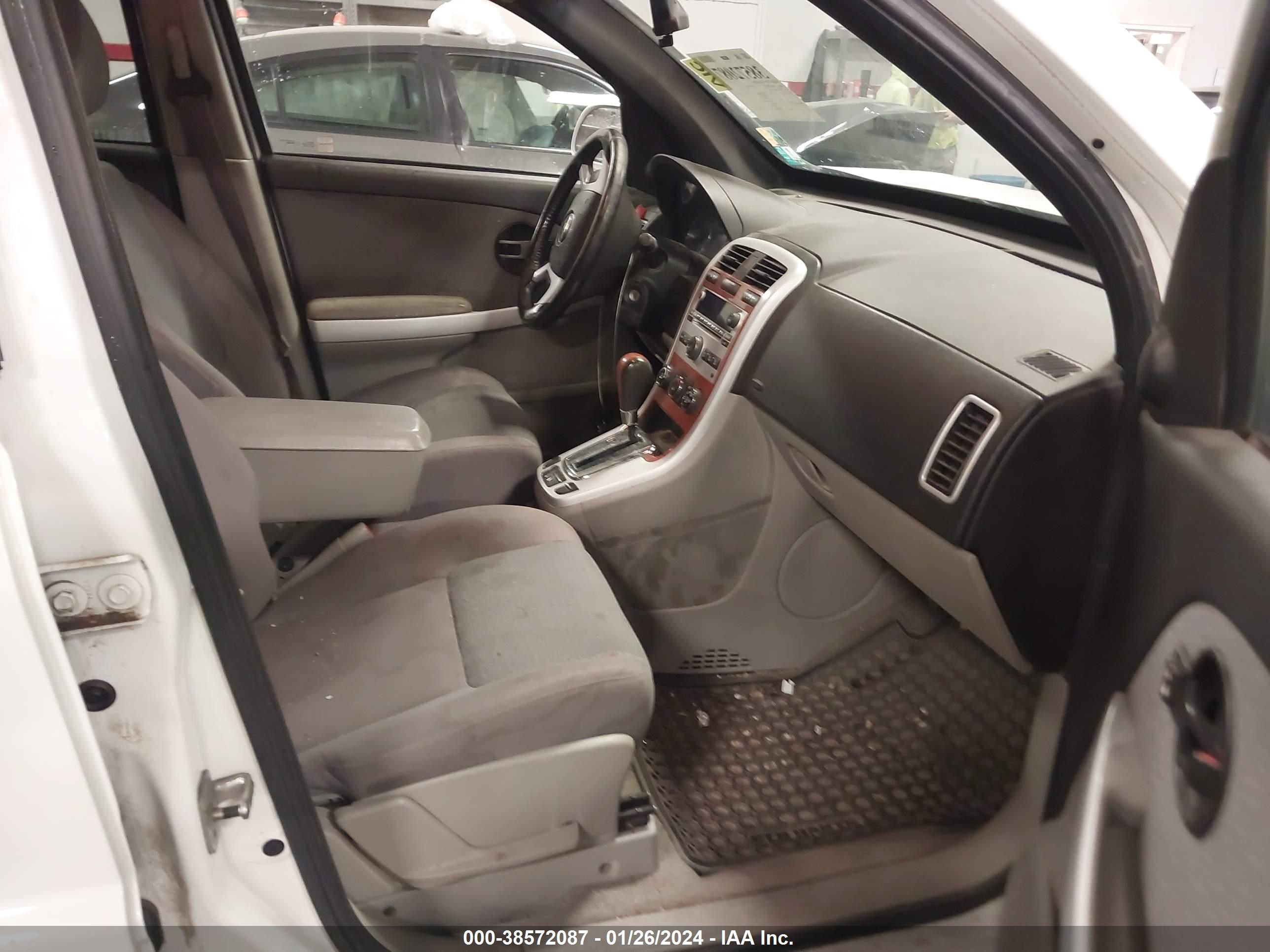 Photo 4 VIN: 2CNDL43F086072525 - CHEVROLET EQUINOX 