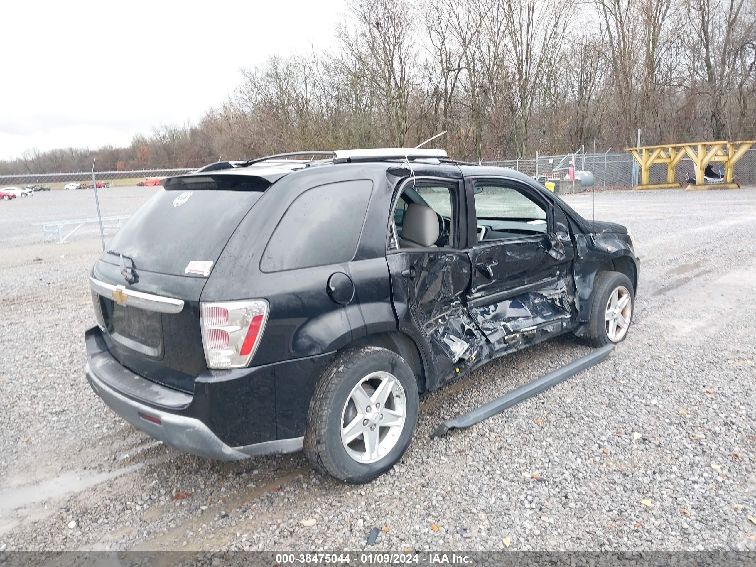 Photo 3 VIN: 2CNDL63F866179802 - CHEVROLET EQUINOX 