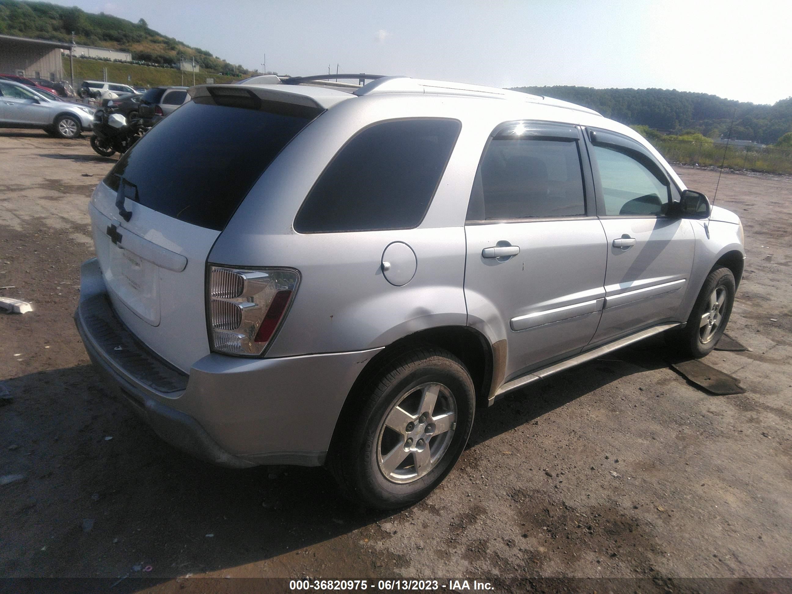 Photo 3 VIN: 2CNDL73F456003611 - CHEVROLET EQUINOX 