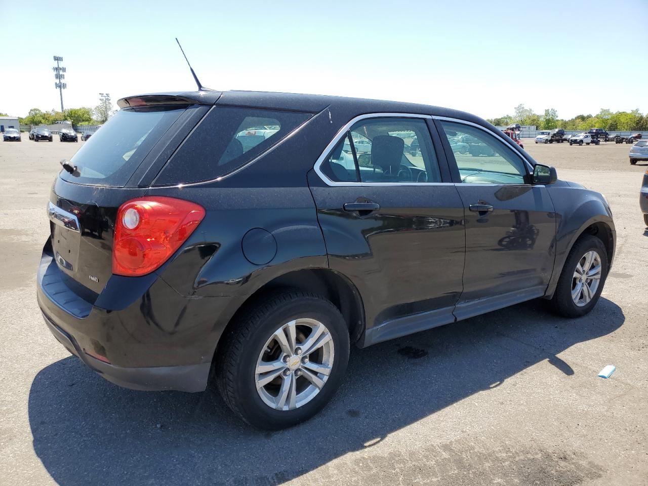 Photo 2 VIN: 2CNFLCEC4B6445823 - CHEVROLET EQUINOX 