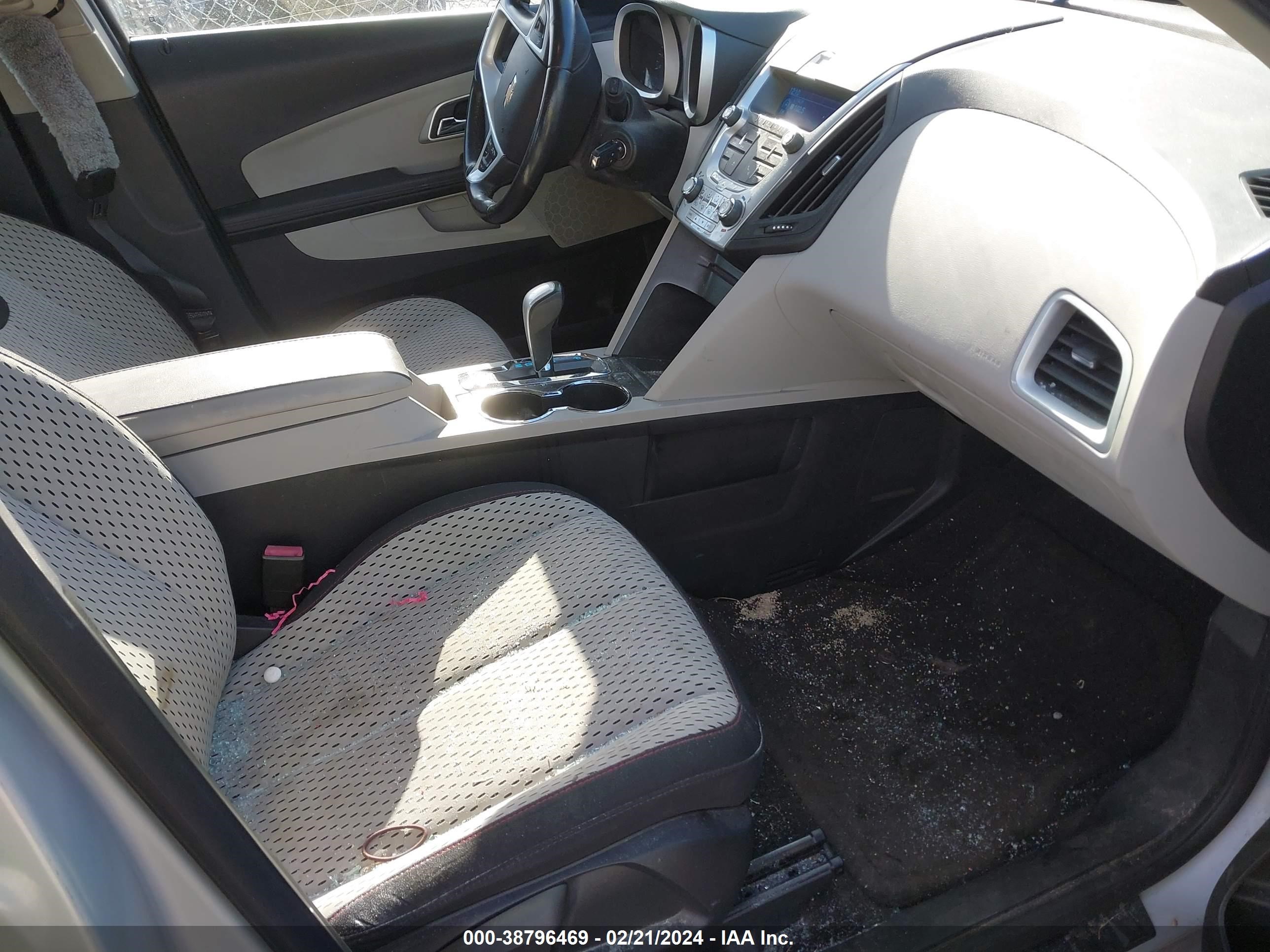 Photo 4 VIN: 2CNFLCEC4B6448947 - CHEVROLET EQUINOX 