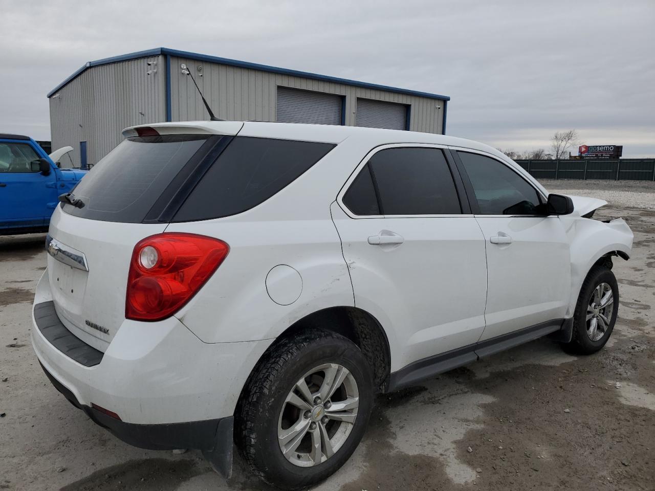 Photo 2 VIN: 2CNFLCEC5B6324489 - CHEVROLET EQUINOX 