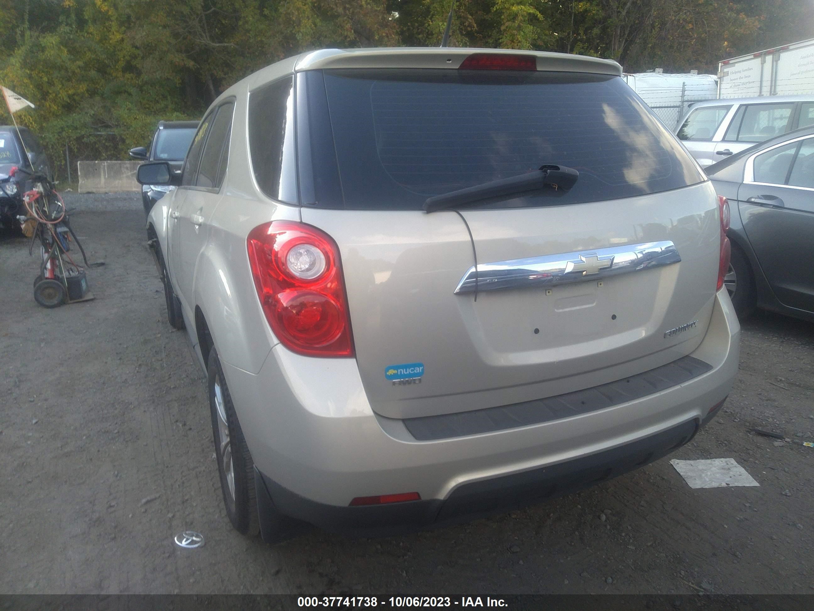 Photo 2 VIN: 2CNFLCEC8B6276082 - CHEVROLET EQUINOX 