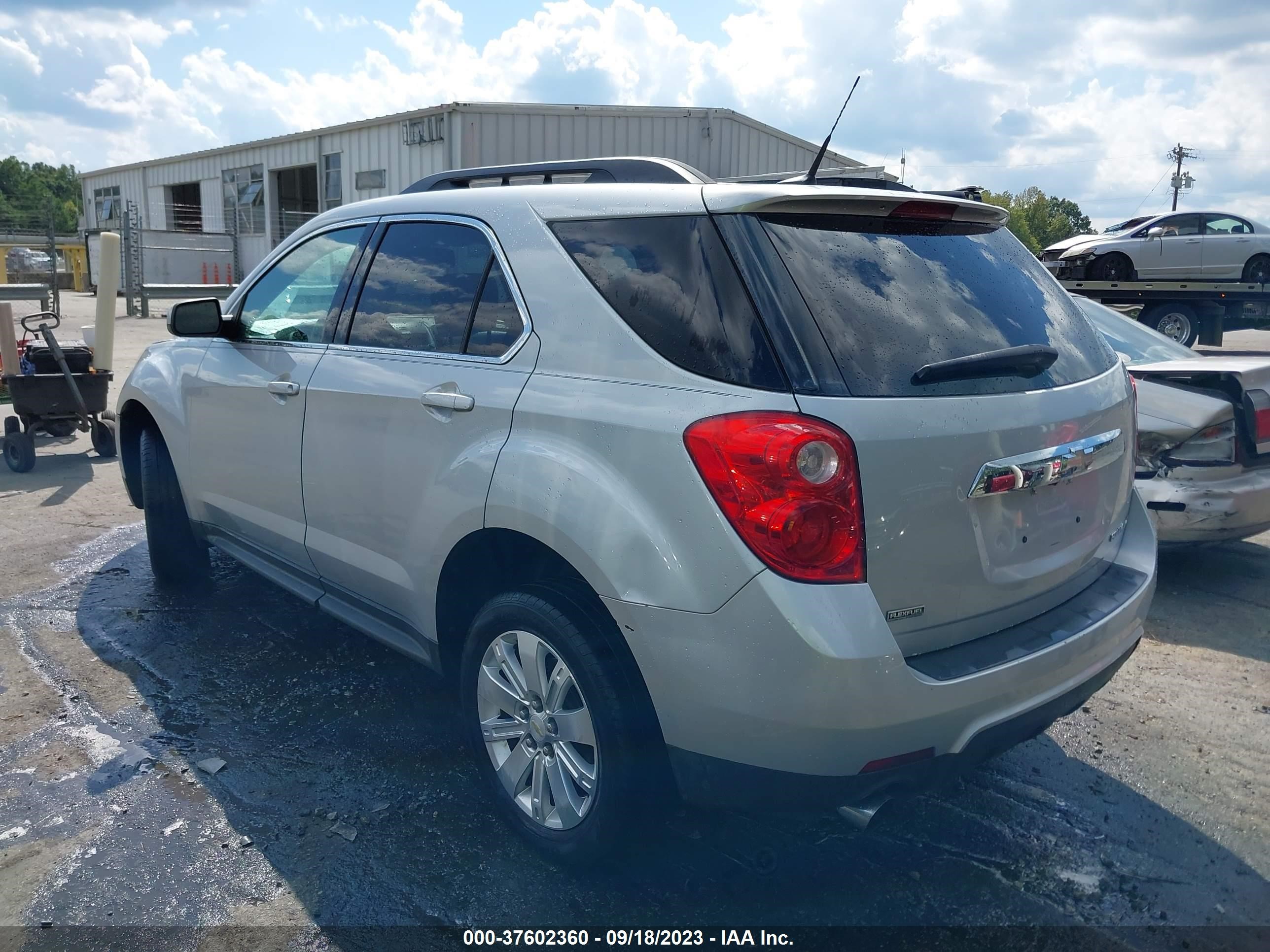 Photo 2 VIN: 2CNFLDE55B6407248 - CHEVROLET EQUINOX 