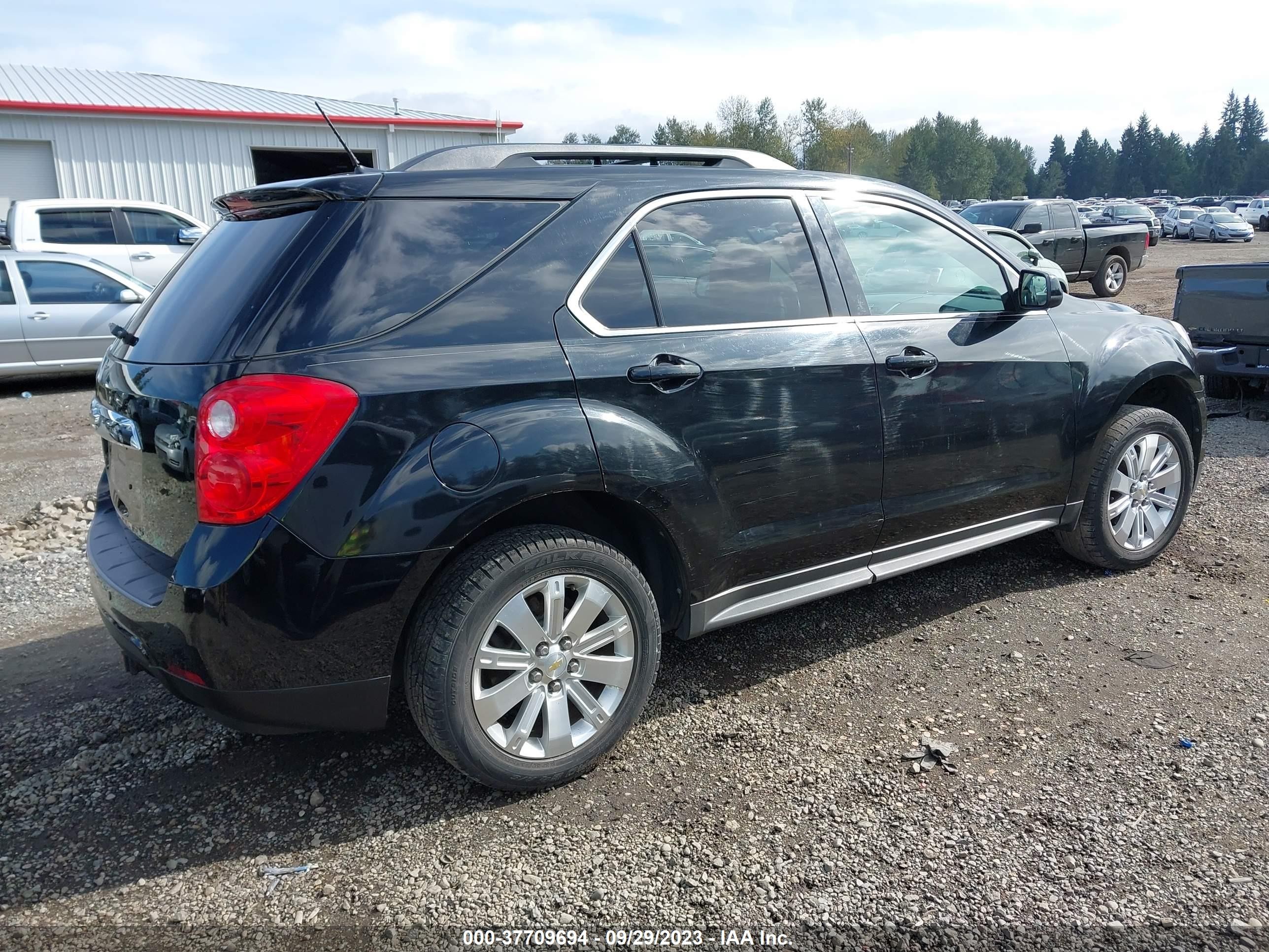 Photo 3 VIN: 2CNFLEEC3B6474418 - CHEVROLET EQUINOX 