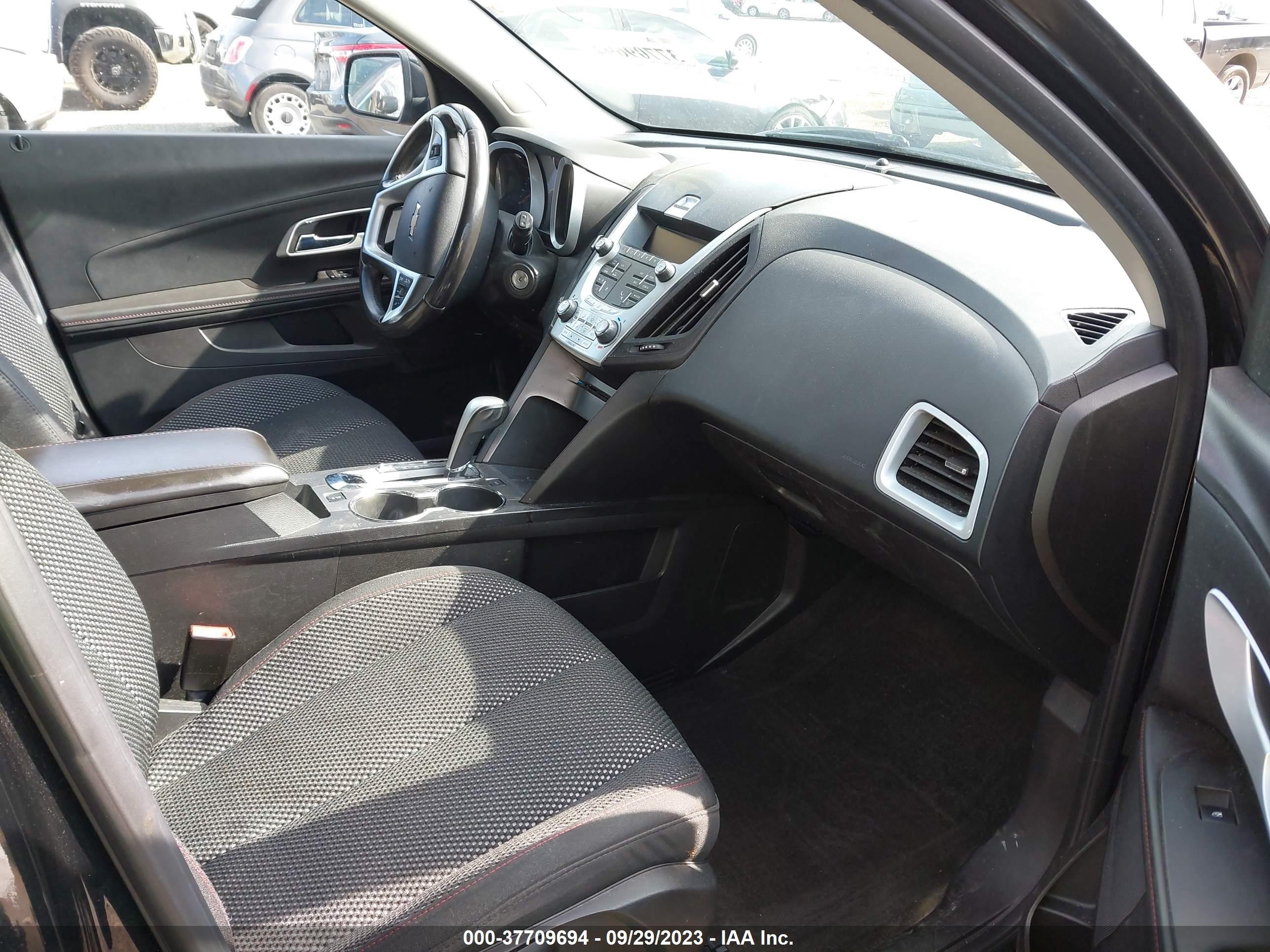 Photo 4 VIN: 2CNFLEEC3B6474418 - CHEVROLET EQUINOX 