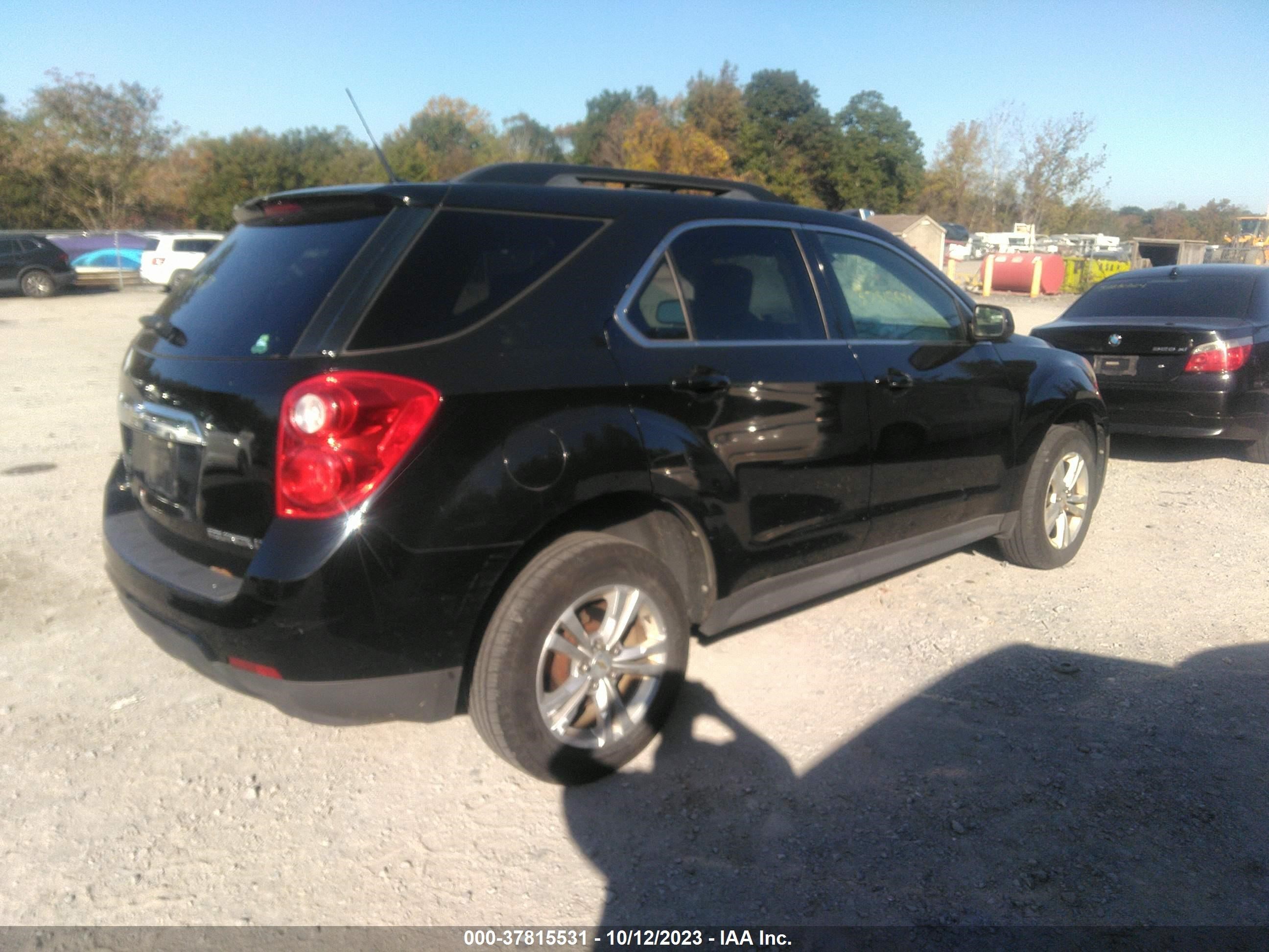 Photo 3 VIN: 2CNFLEECXB6453680 - CHEVROLET EQUINOX 