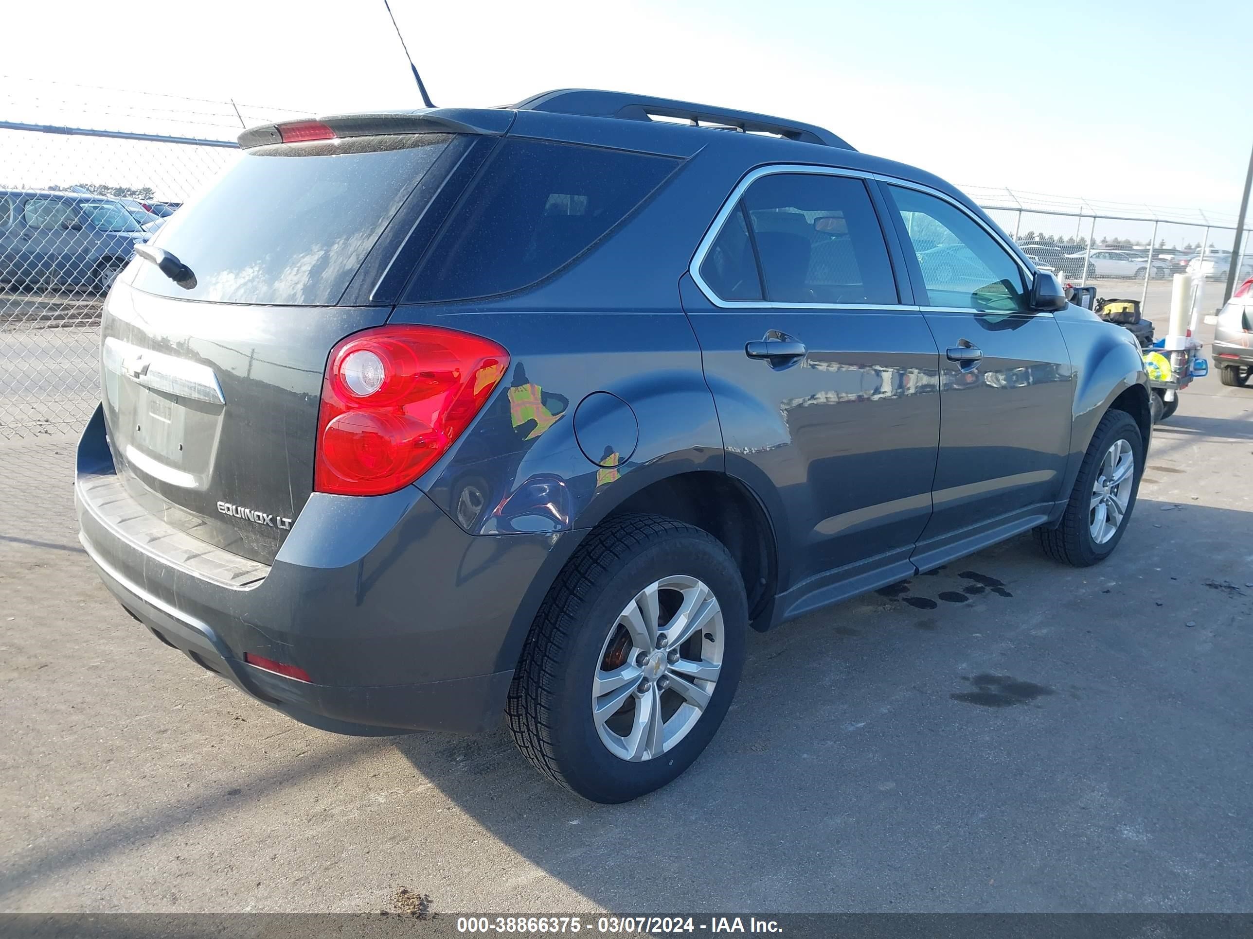 Photo 3 VIN: 2CNFLEEW1A6326681 - CHEVROLET EQUINOX 