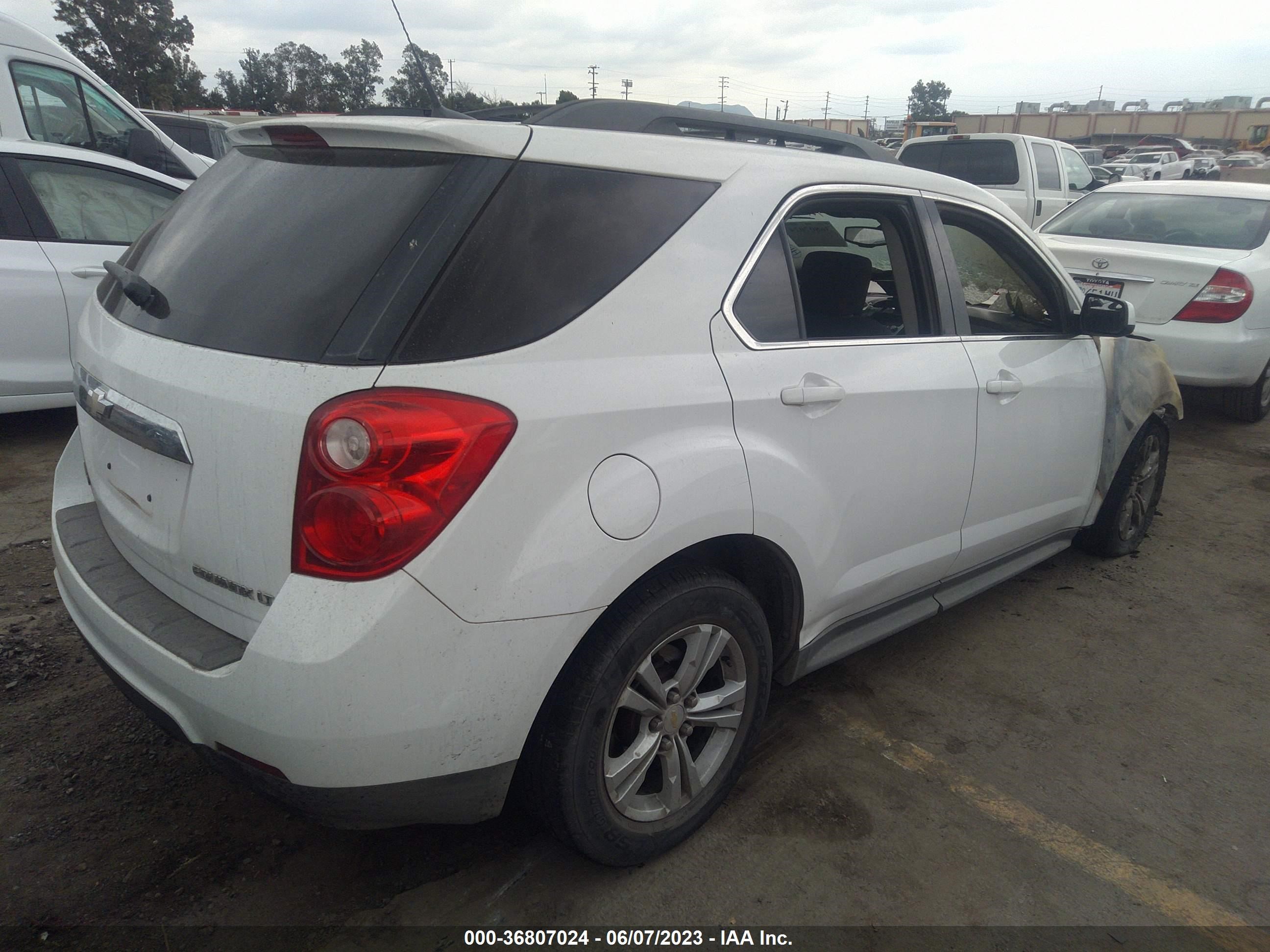 Photo 3 VIN: 2CNFLEEW3A6288614 - CHEVROLET EQUINOX 