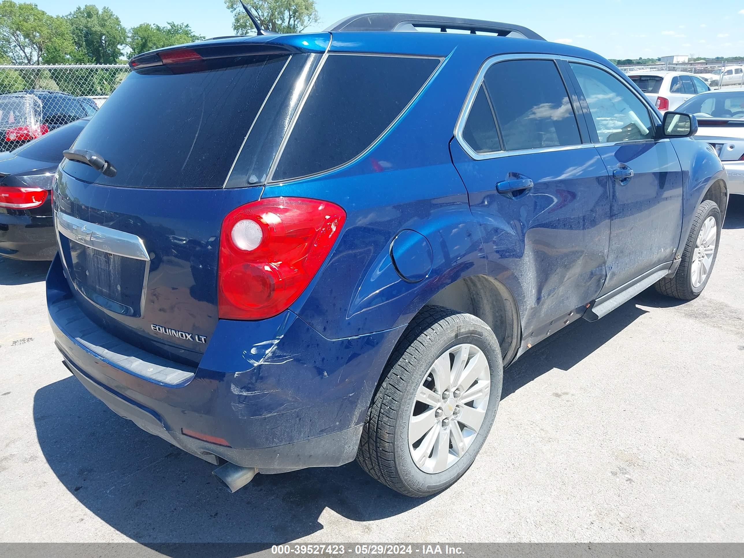 Photo 3 VIN: 2CNFLEEY5A6206125 - CHEVROLET EQUINOX 