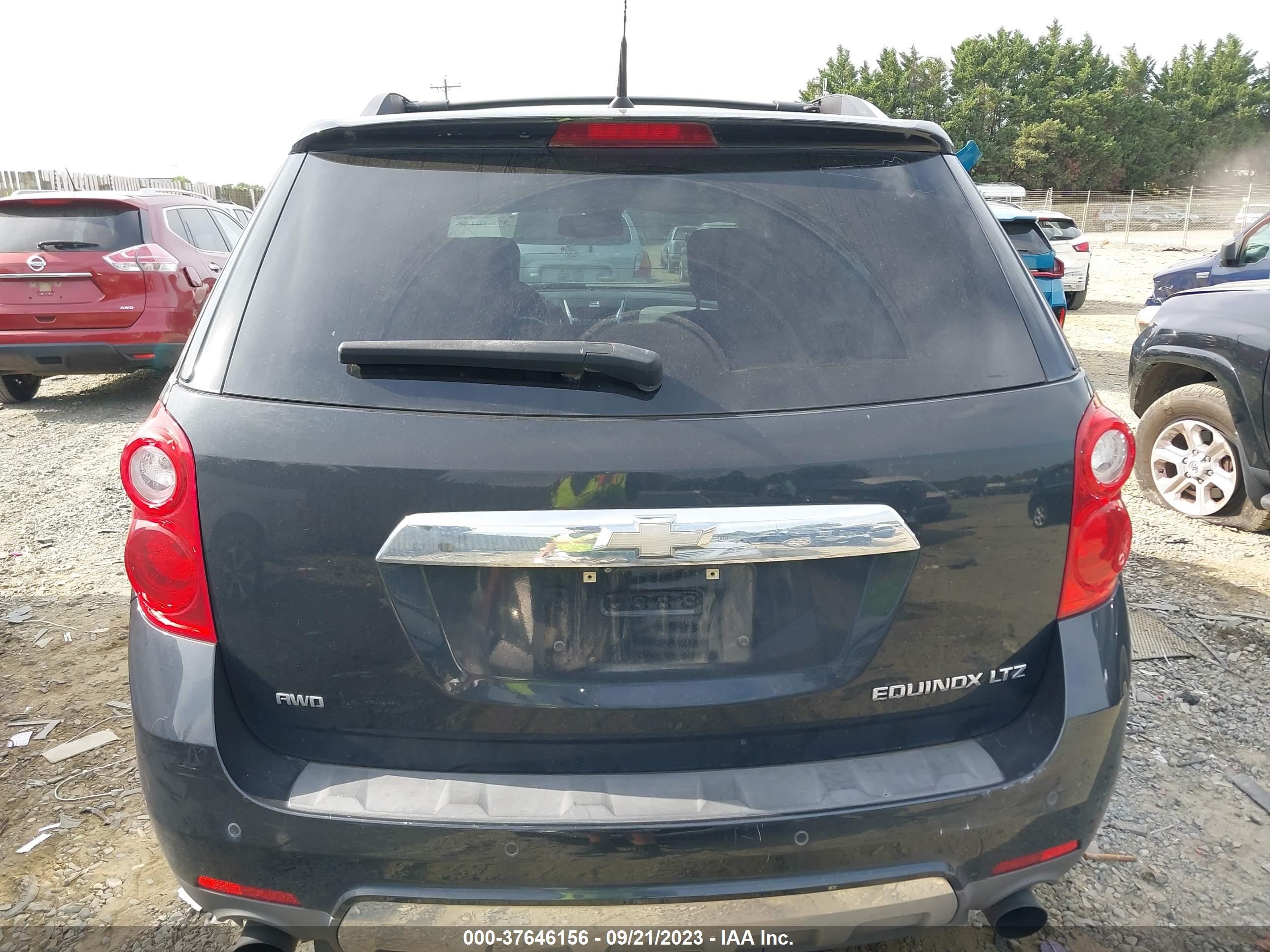 Photo 15 VIN: 2CNFLGE54B6441456 - CHEVROLET EQUINOX 