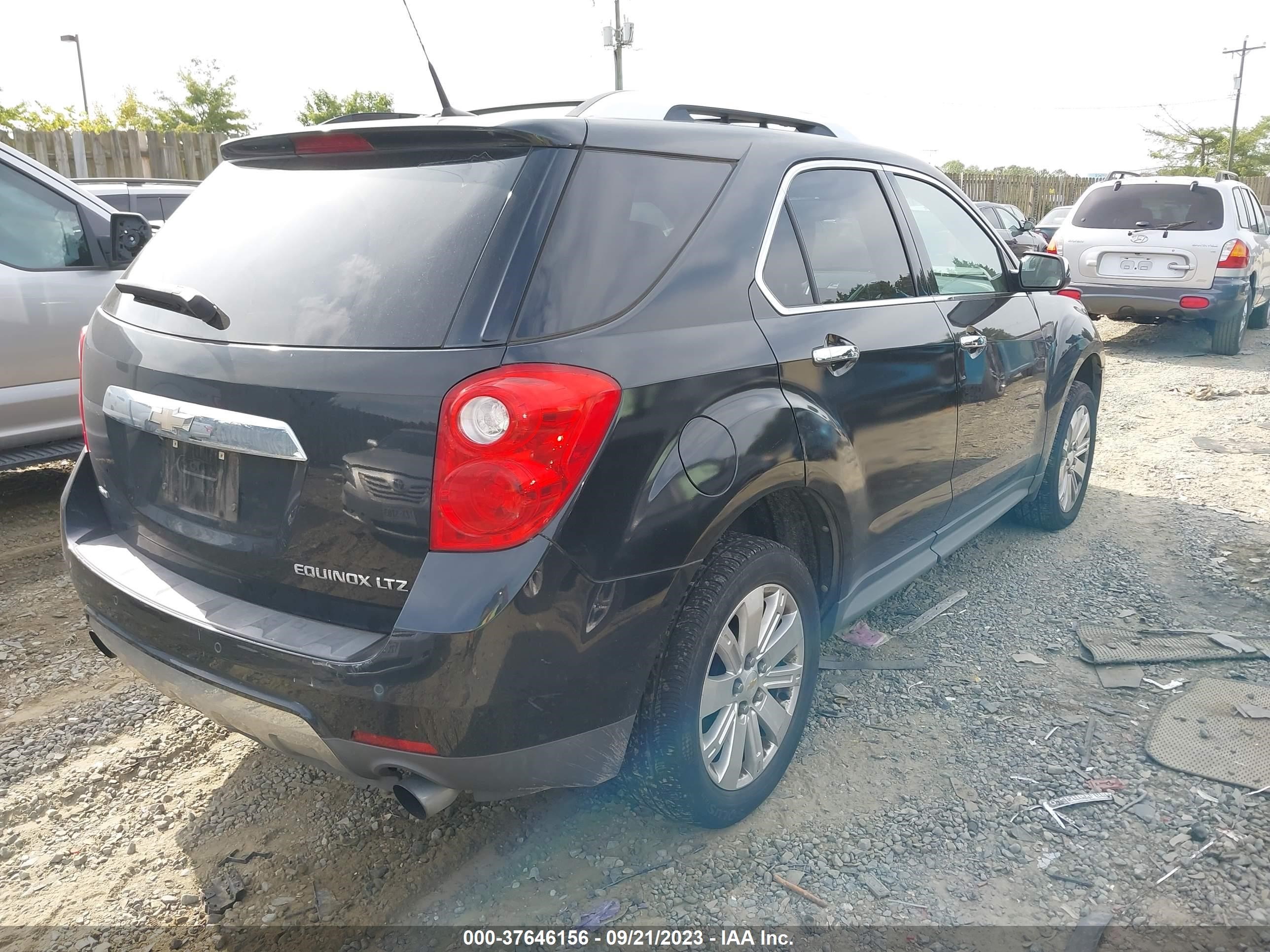 Photo 3 VIN: 2CNFLGE54B6441456 - CHEVROLET EQUINOX 