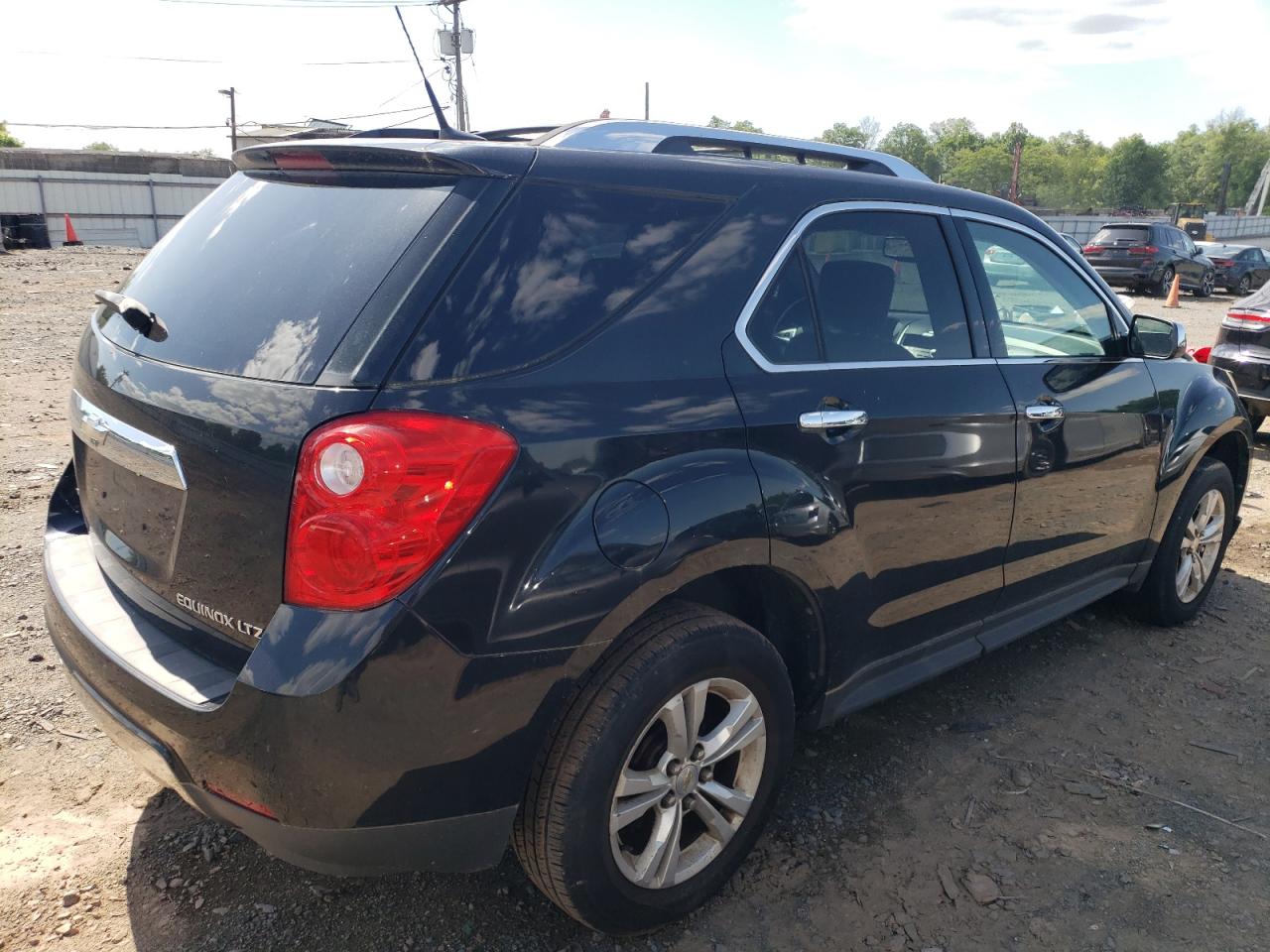 Photo 2 VIN: 2CNFLGEC5B6334432 - CHEVROLET EQUINOX 