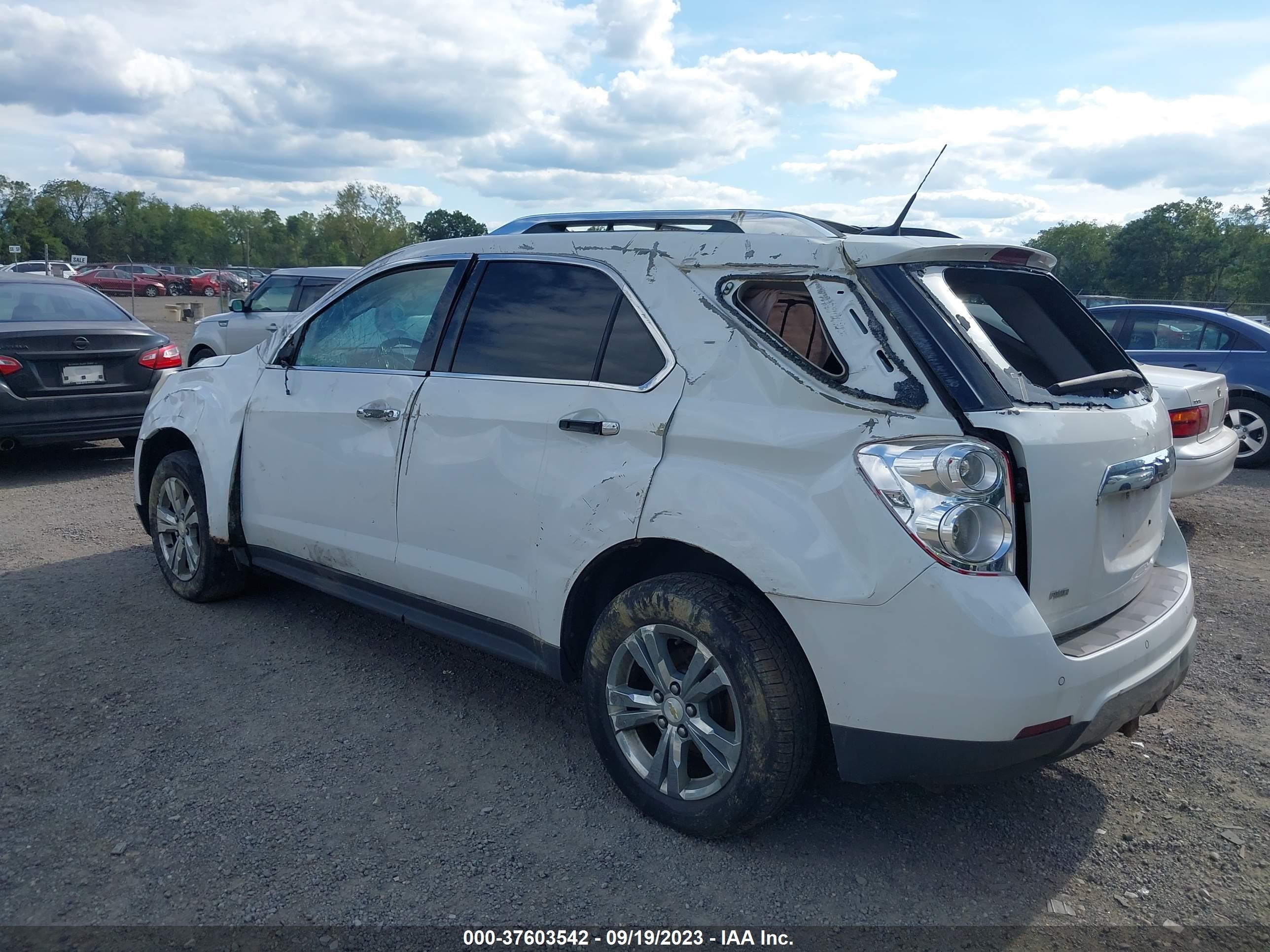 Photo 2 VIN: 2CNFLGEC5B6369472 - CHEVROLET EQUINOX 