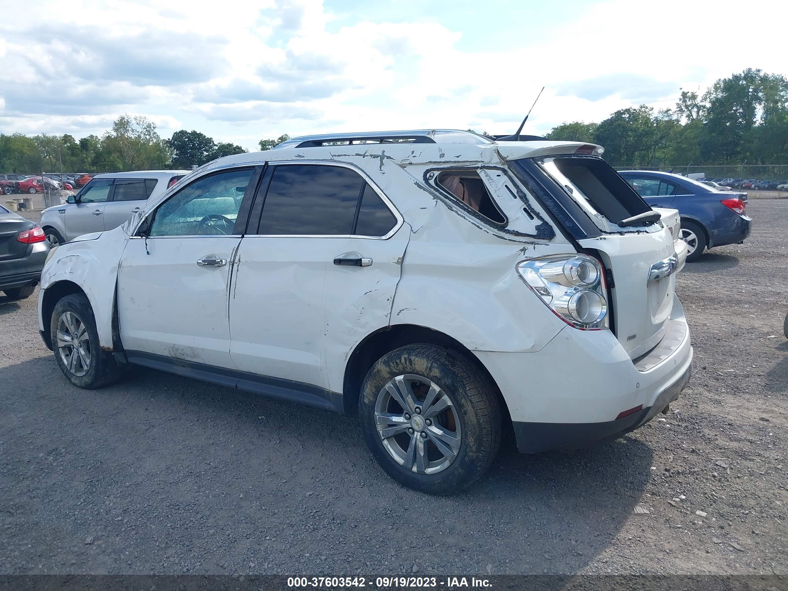 Photo 5 VIN: 2CNFLGEC5B6369472 - CHEVROLET EQUINOX 