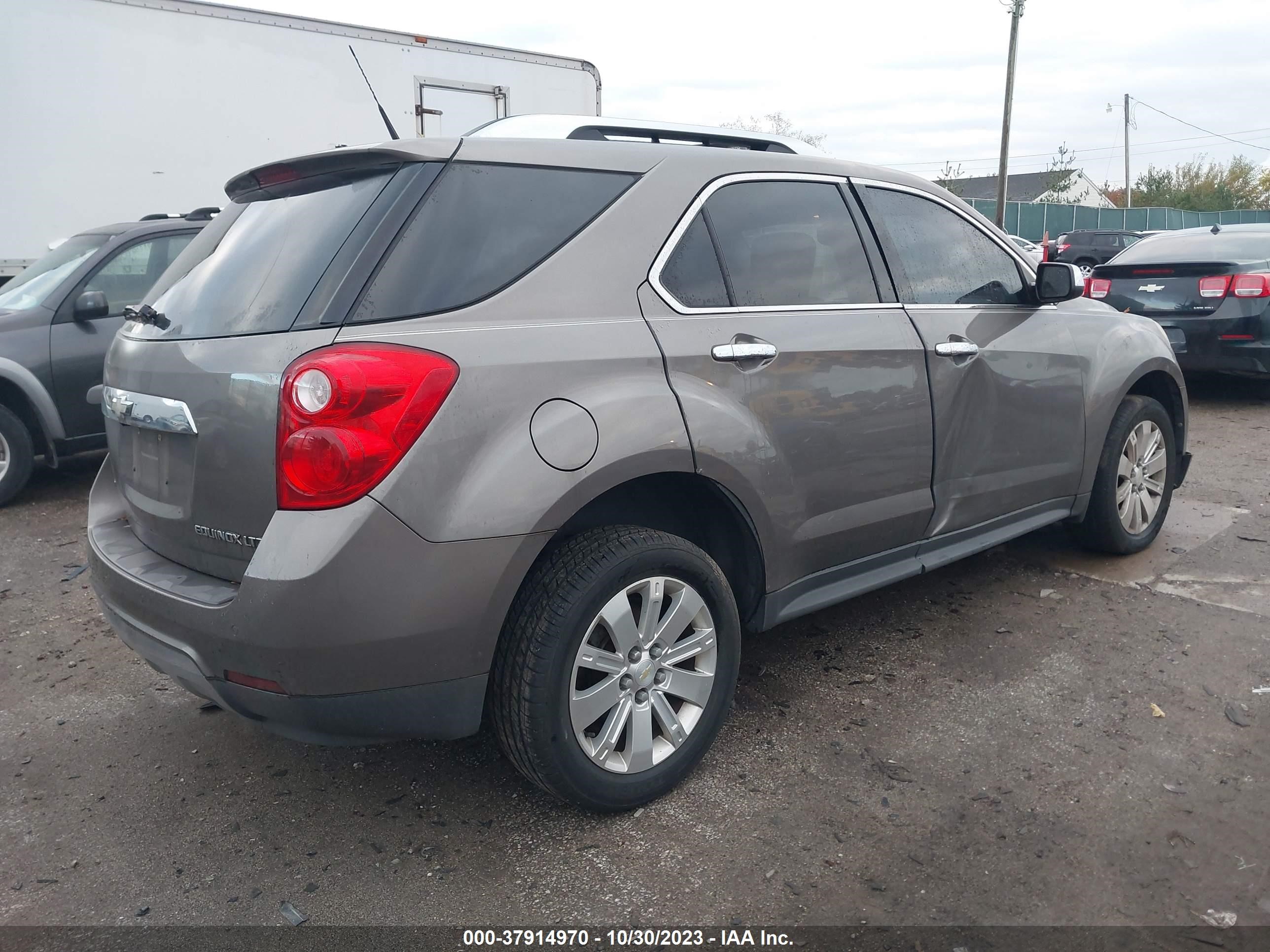 Photo 3 VIN: 2CNFLGEW5A6233044 - CHEVROLET EQUINOX 