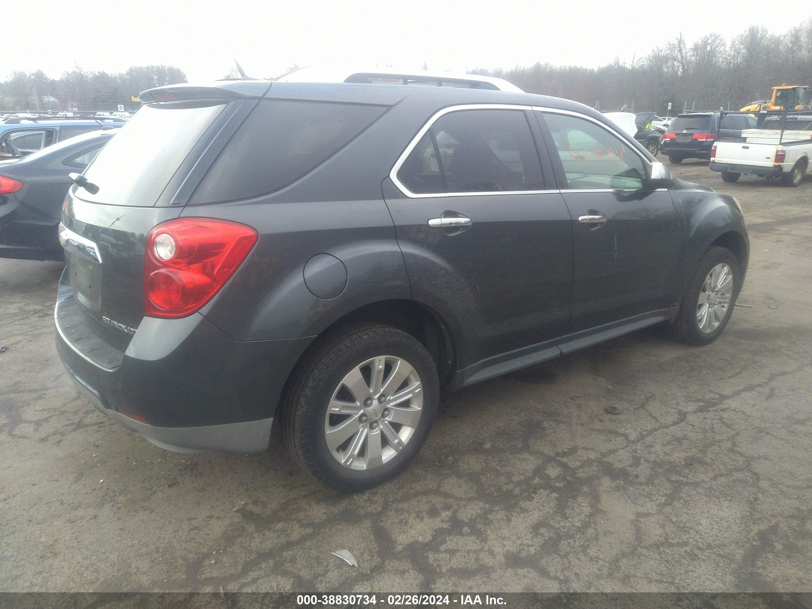 Photo 3 VIN: 2CNFLGEWXA6271336 - CHEVROLET EQUINOX 