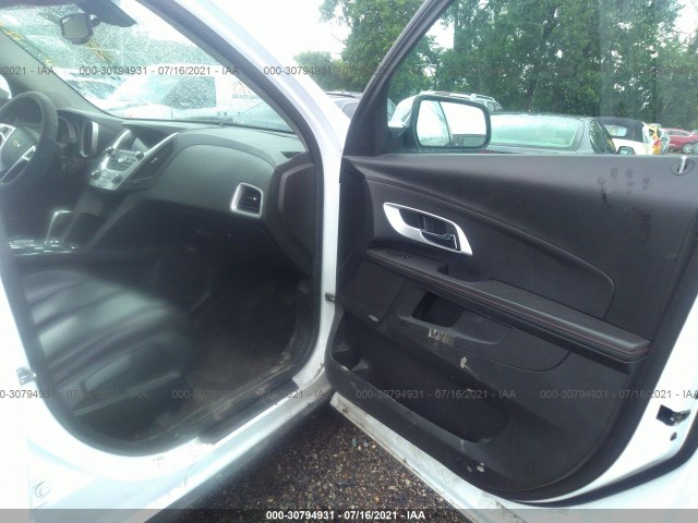 Photo 4 VIN: 2CNFLGEY6A6319190 - CHEVROLET EQUINOX 