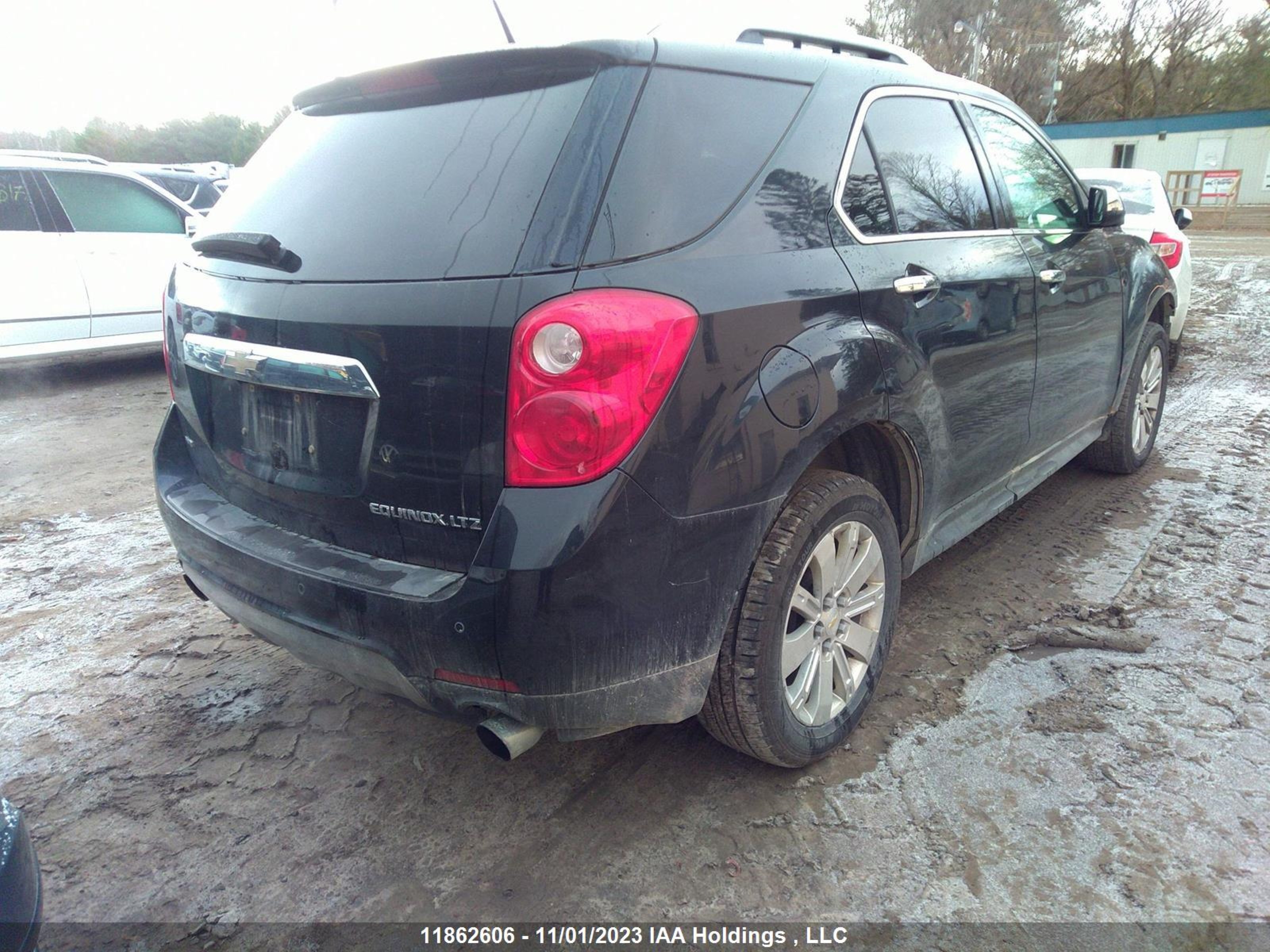 Photo 3 VIN: 2CNFLGEY8A6261888 - CHEVROLET EQUINOX 