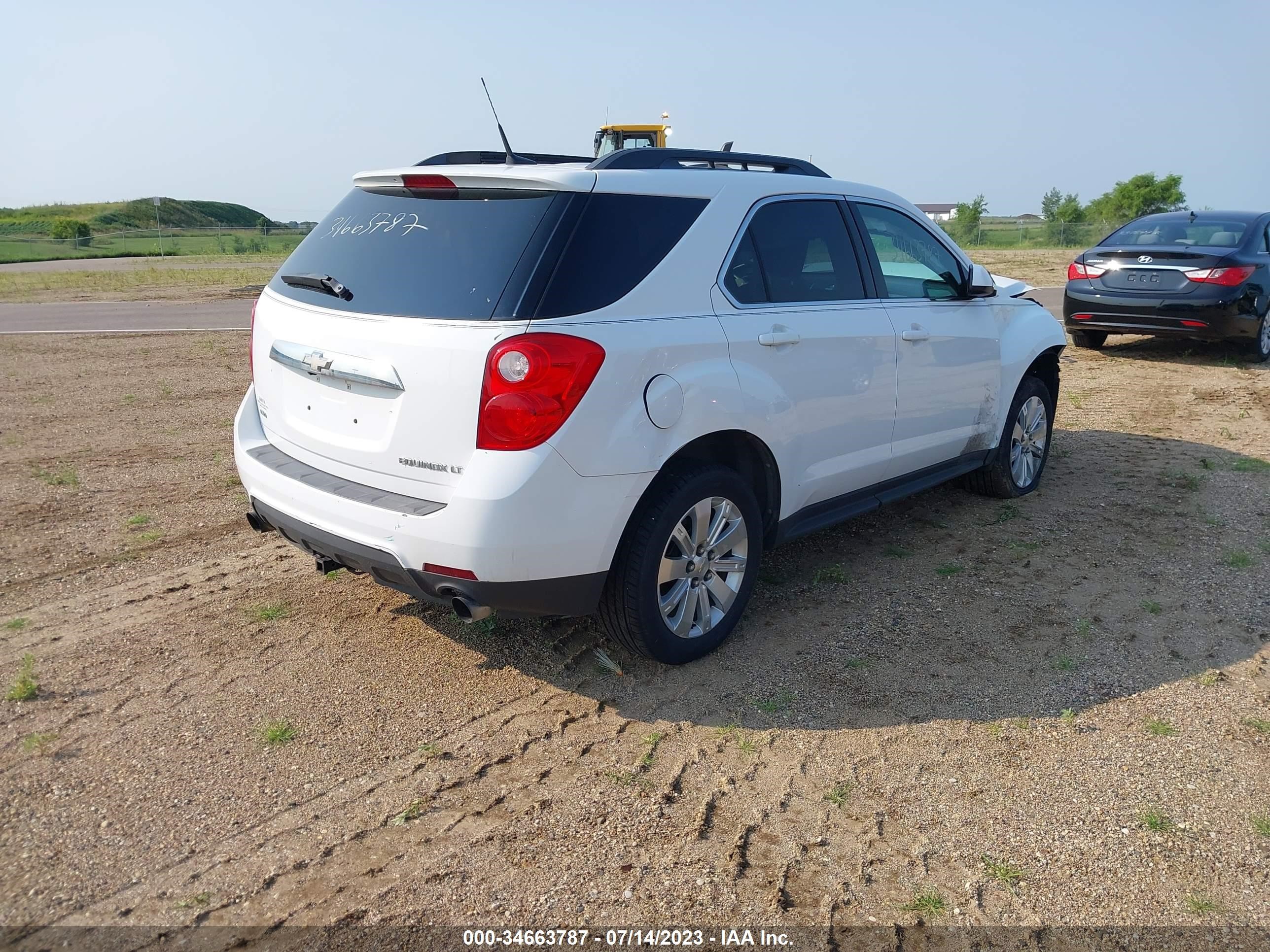 Photo 3 VIN: 2CNFLNEY0A6282500 - CHEVROLET EQUINOX 