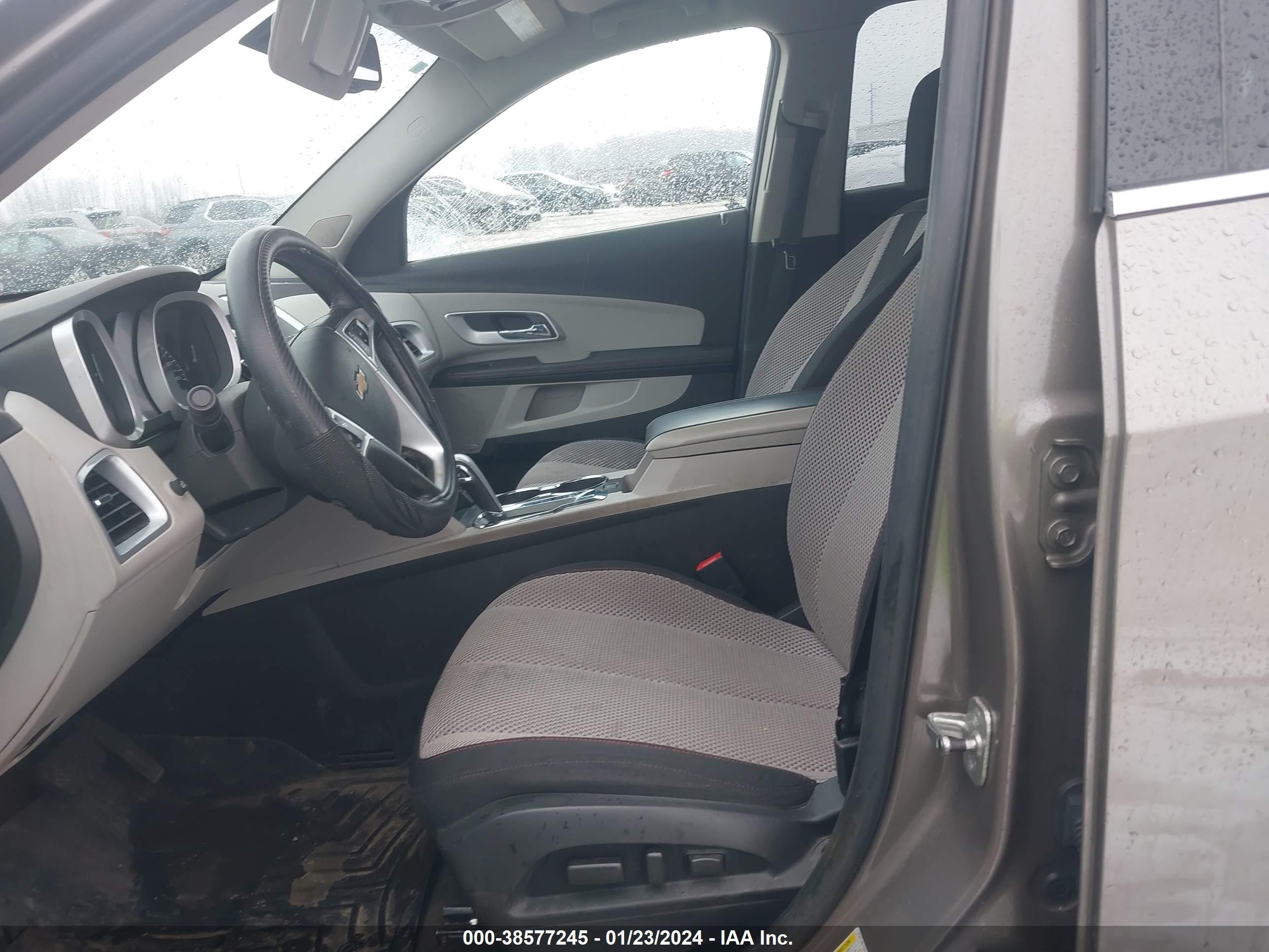 Photo 4 VIN: 2CNFLNEY2A6255833 - CHEVROLET EQUINOX 