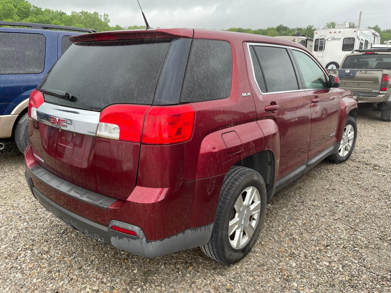 Photo 3 VIN: 2CTALBEW2A6259588 - GMC TERRAIN 