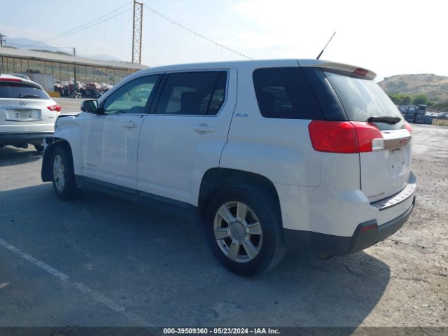 Photo 2 VIN: 2CTALBEW3A6290817 - GMC TERRAIN 