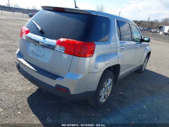 Photo 3 VIN: 2CTALBEW6A6242082 - GMC TERRAIN 