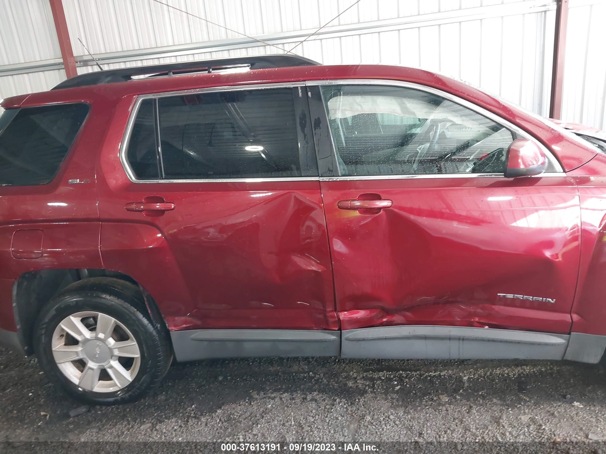 Photo 12 VIN: 2CTALDEW2A6301219 - GMC TERRAIN 