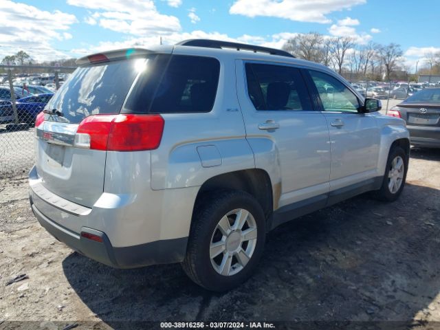 Photo 3 VIN: 2CTALDEW4A6234963 - GMC TERRAIN 