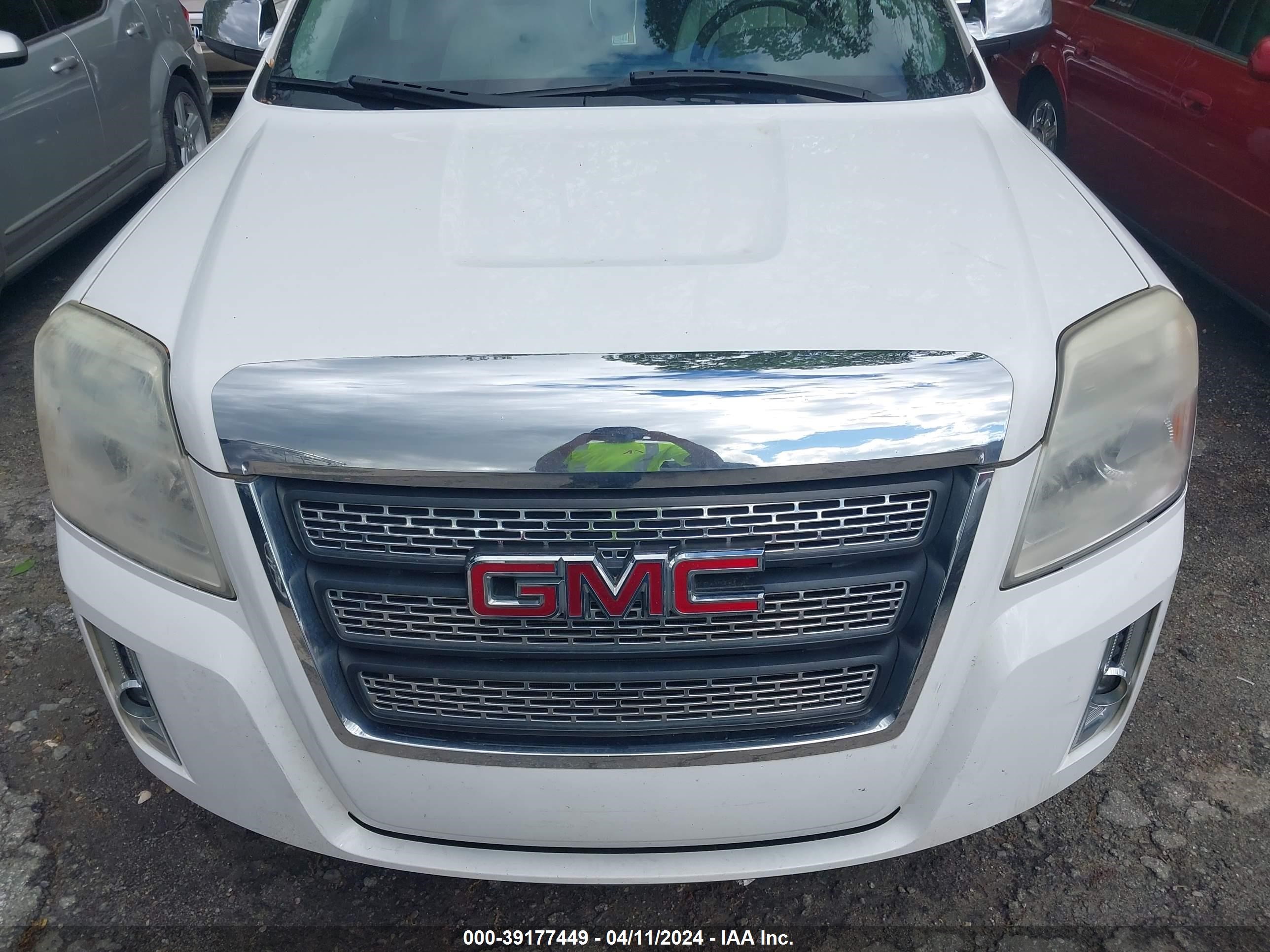 Photo 5 VIN: 2CTALHEW8A6308733 - GMC TERRAIN 