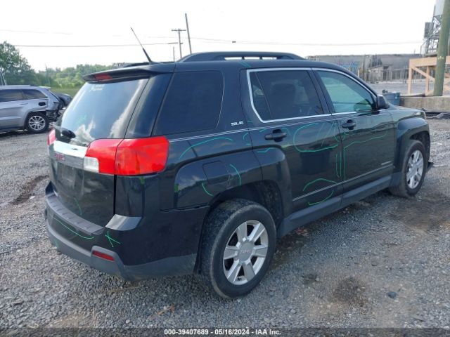 Photo 3 VIN: 2CTALMEC4B6356682 - GMC TERRAIN 